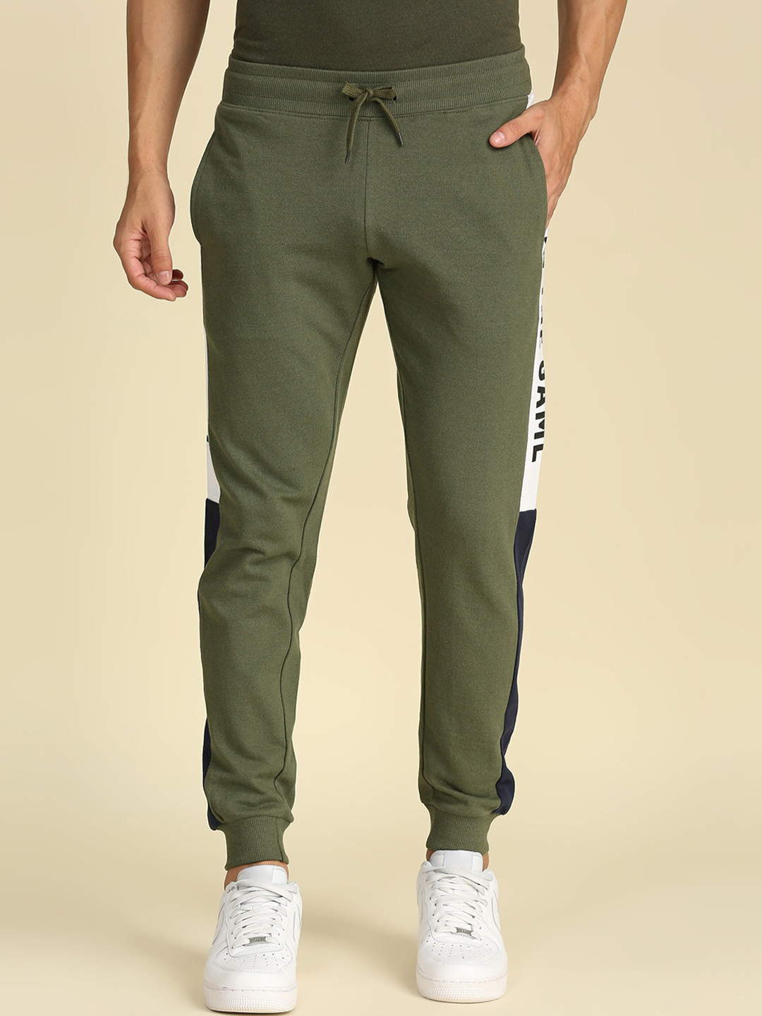 

High Star Men Olive-Green Solid Slim-Fit Joggers
