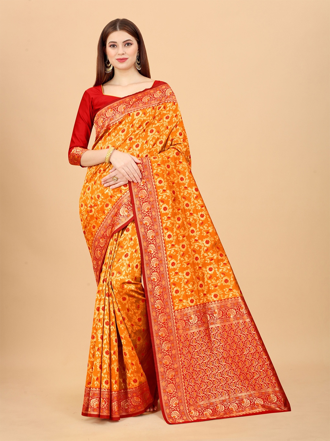 

WELL WORN Gold-Toned & Red Woven Design Zari Silk Cotton Banarasi Saree