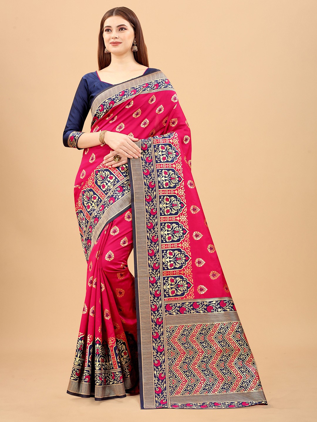 

WELL WORN Magenta & Gold-Toned Woven Design Zari Silk Cotton Banarasi Saree
