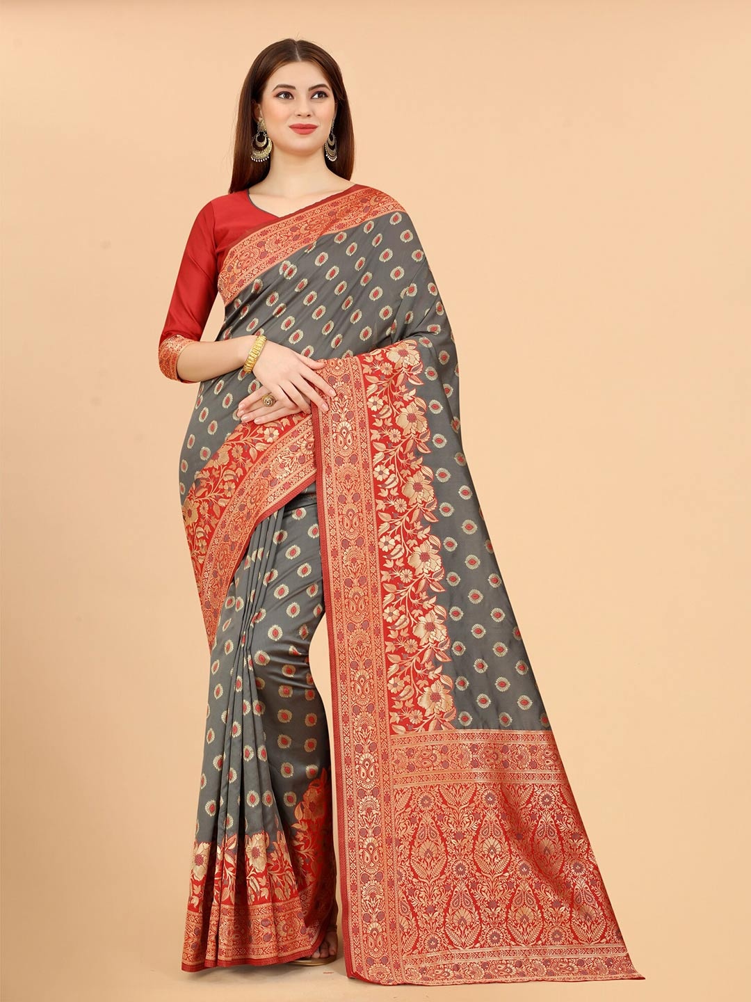 

WELL WORN Grey & Red Ethnic Motifs Zari Silk Cotton Banarasi Saree