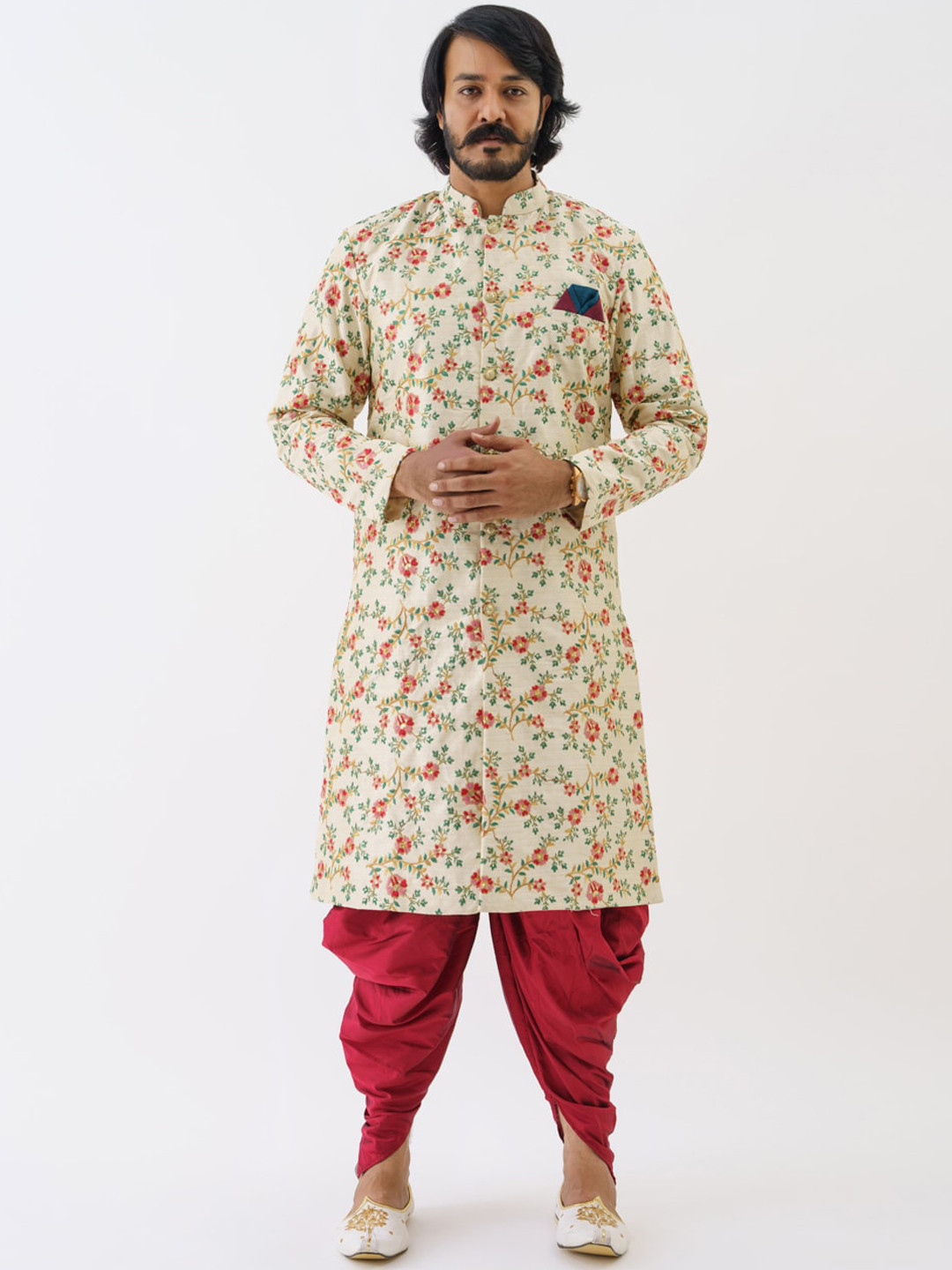 

amzira Men Beige & Red Floral Embroidered Sherwani