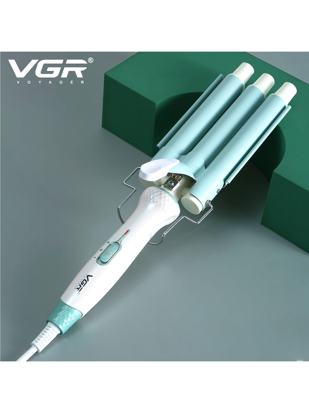 

VGR V-595 Professional 3 Barrel Electric Hair Curler with 30 Sec Warm Up - Green & White