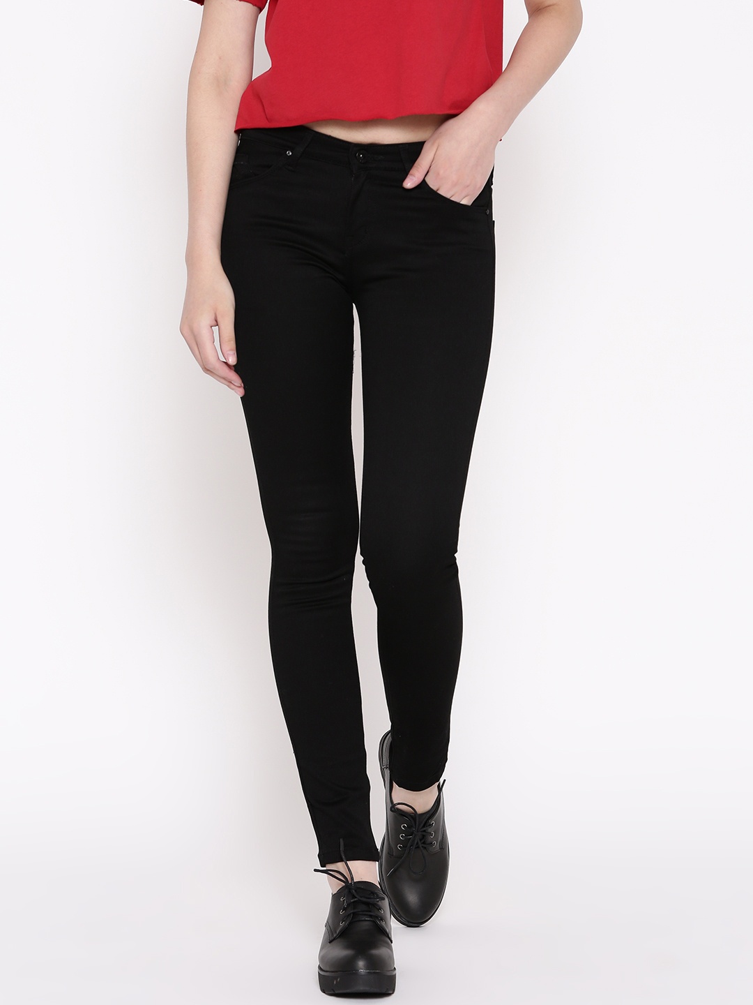 

Devis Women Black Slim Fit Stretchable Jeans
