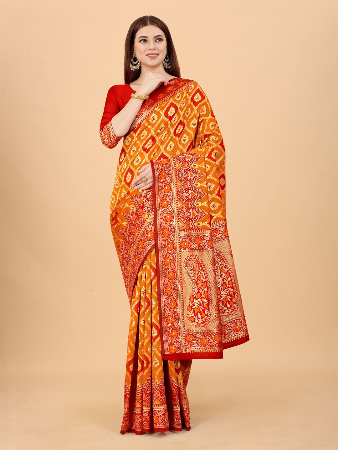 

WELL WORN Gold-Toned & Red Woven Design Zari Silk Cotton Banarasi Saree