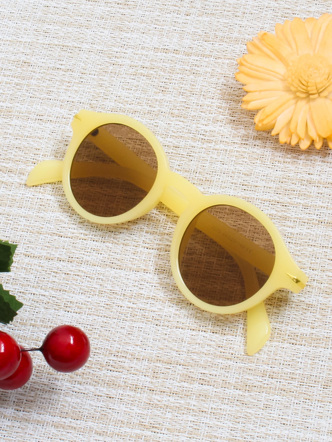 

Gold Berg Unisex Brown Lens & Yellow Round Sunglasses with UV Protected Lens