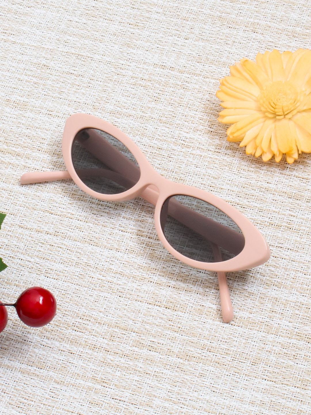 

Gold Berg Unisex Black Lens & White Cateye Sunglasses with UV Protected Lens, Pink