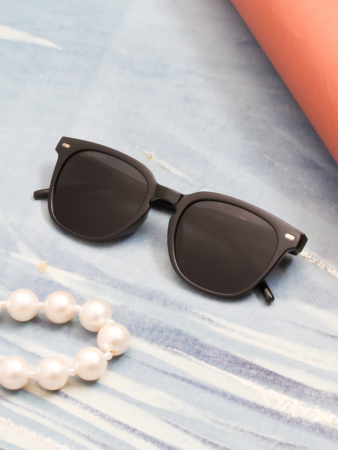 

Gold Berg Unisex Black Lens & Black Wayfarer Sunglasses with UV Protected Lens