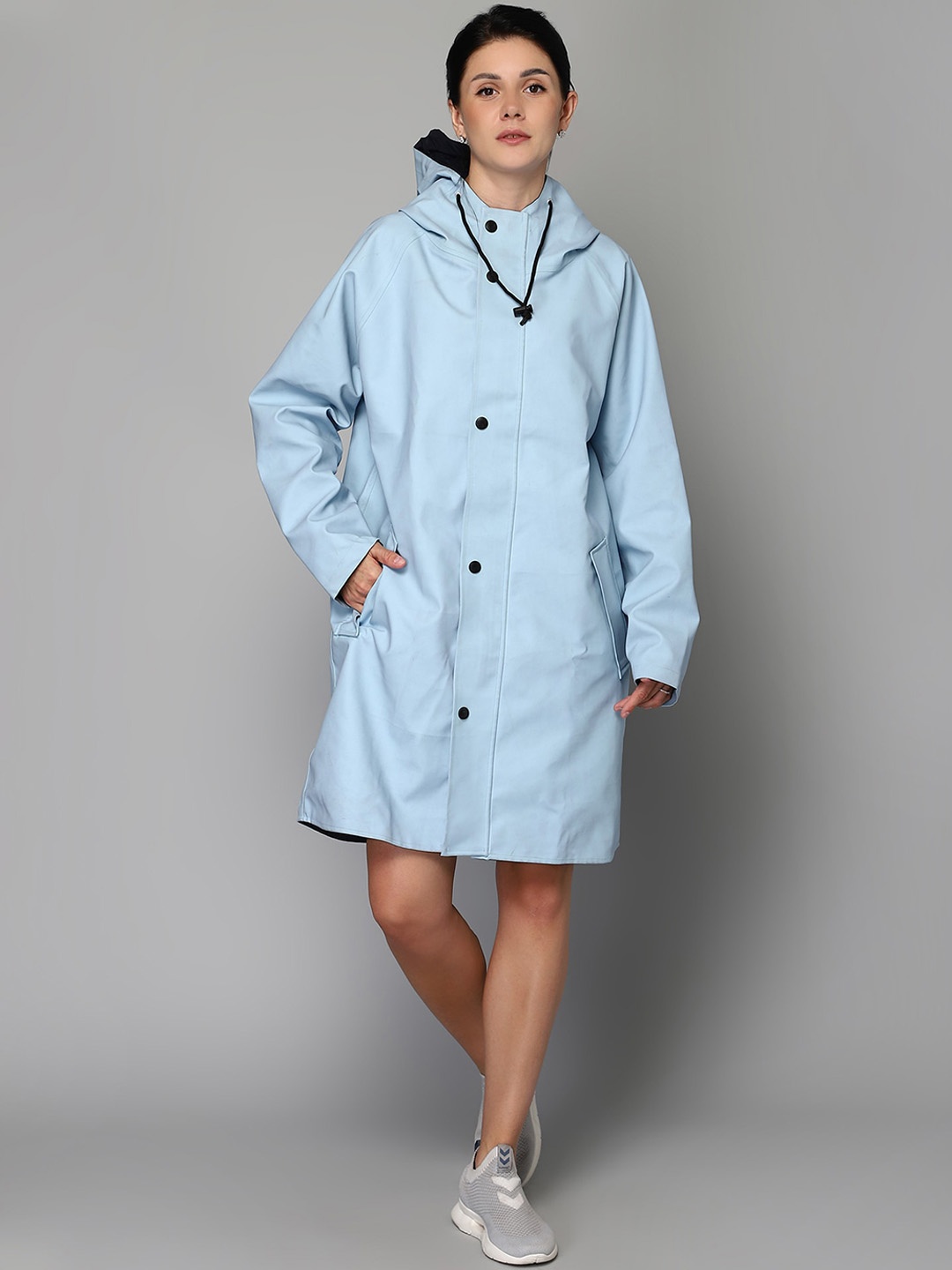 

THE CLOWNFISH Tiara Blue Solid Waterproof Double Layer Long Rain Jacket