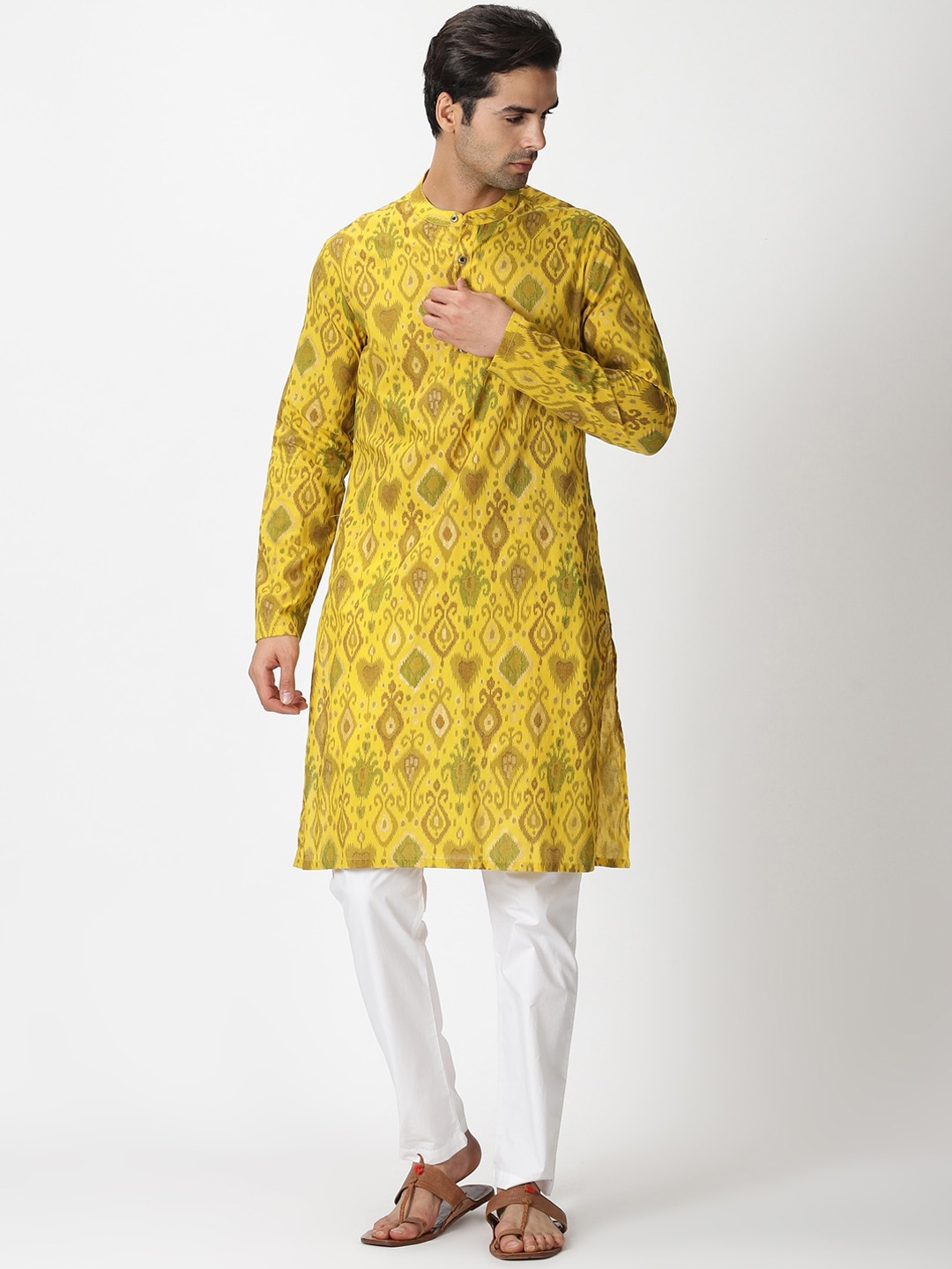 

Saffron Threads Men Yellow Ikat Printed Kurta