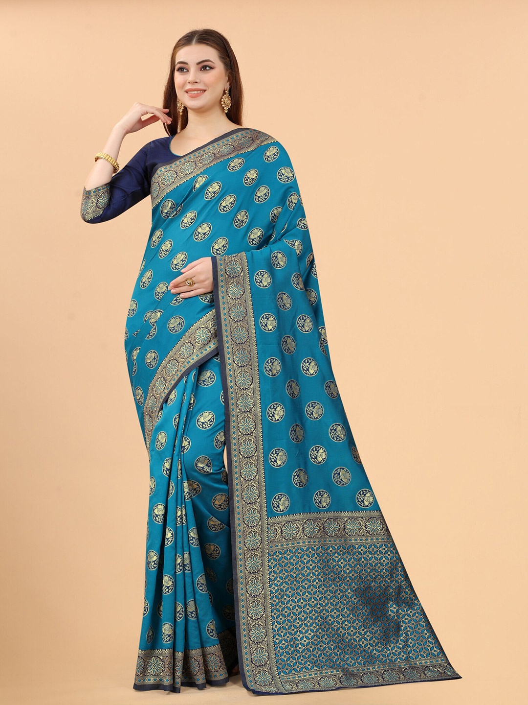 

INDI AVTAAR Teal & Gold-Toned Woven Design Zari Silk Cotton Banarasi Saree