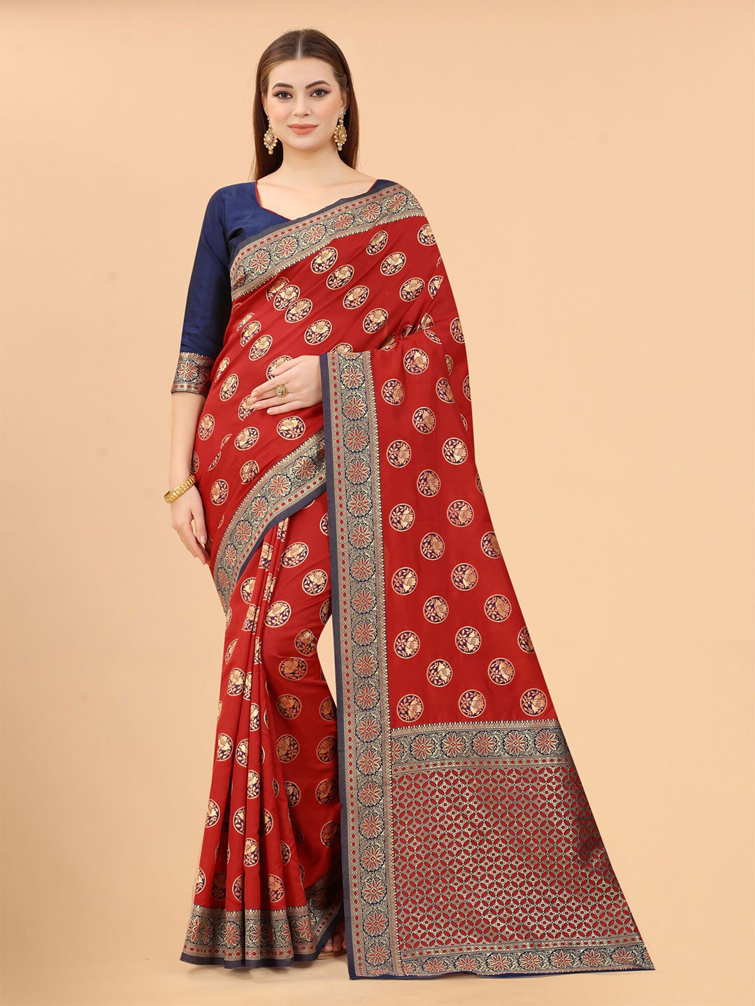 

INDI AVTAAR Red & Navy Blue Woven Design Silk Cotton Banarasi Saree