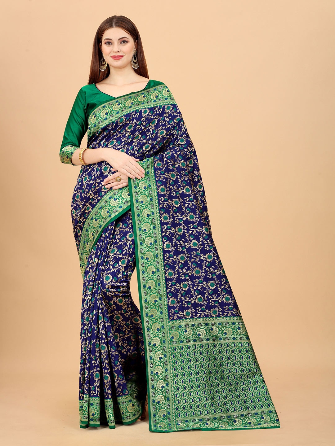 

INDI AVTAAR Green & Gold-Toned Ethnic Motifs Zari Silk Cotton Banarasi Saree