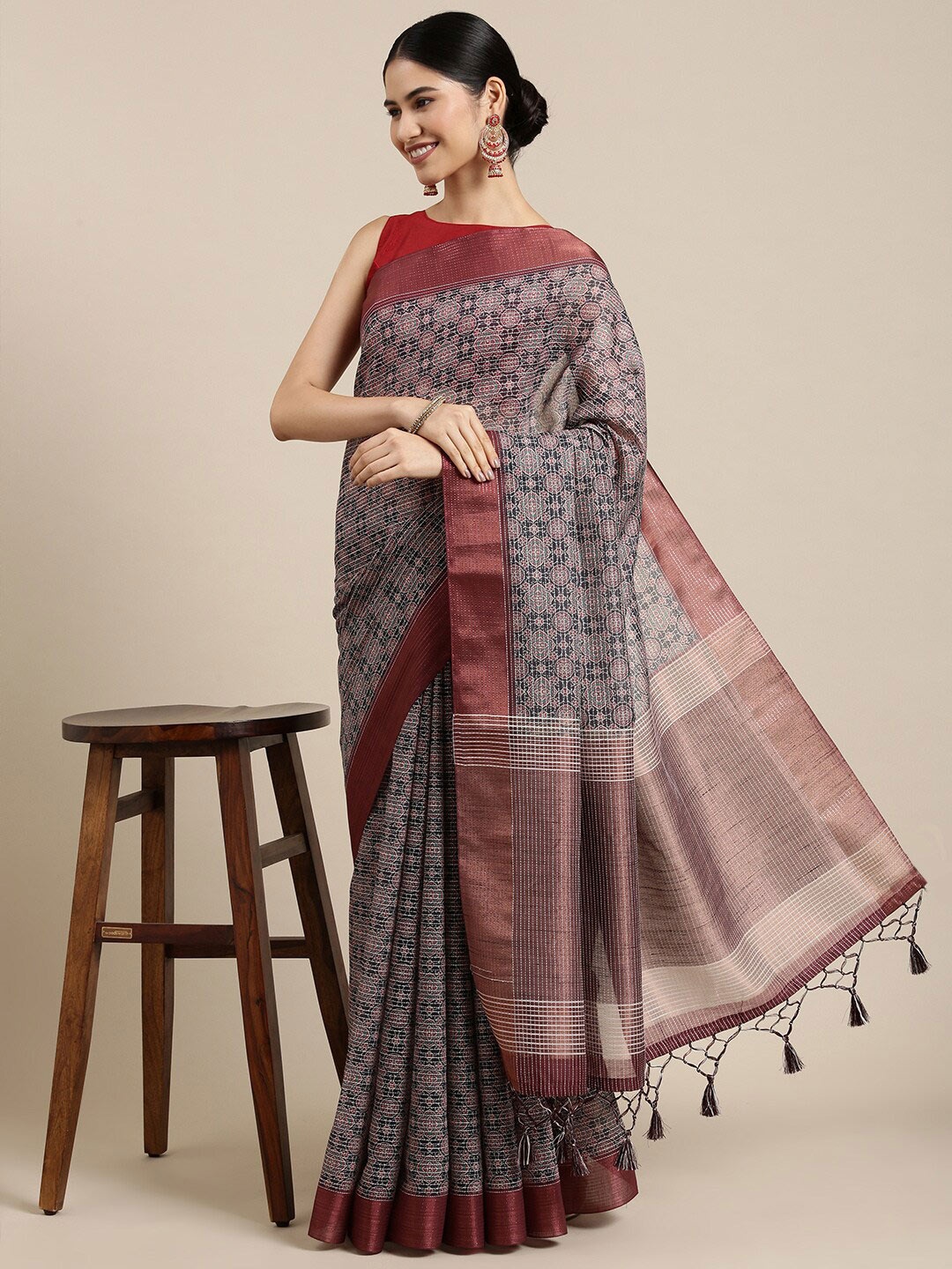 

The Chennai Silks Black & Red Floral Pure Cotton Fusion Saree