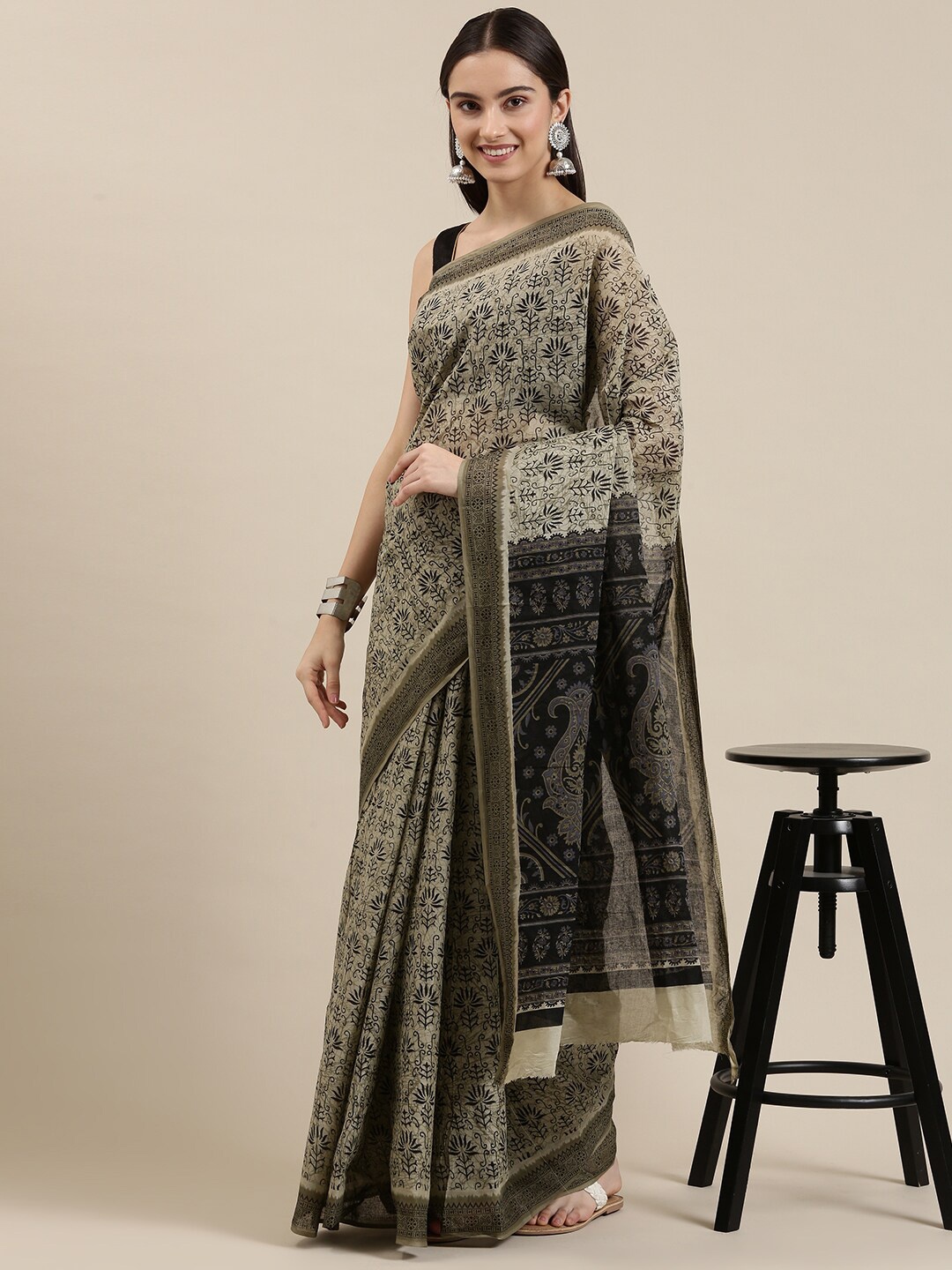 

The Chennai Silks Beige & Black Floral Pure Cotton Fusion Saree