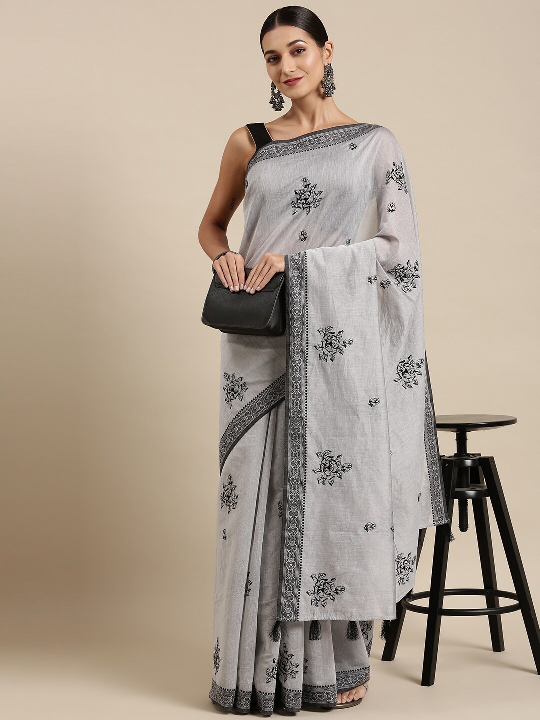 

The Chennai Silks Grey & Black Floral Embroidered Pure Cotton Fusion Chanderi Saree
