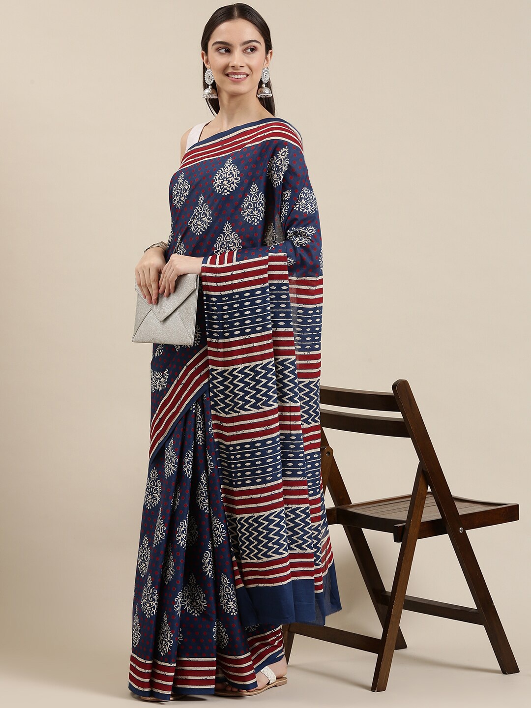

The Chennai Silks Navy Blue & White Ethnic Motifs Pure Cotton Block Print Saree