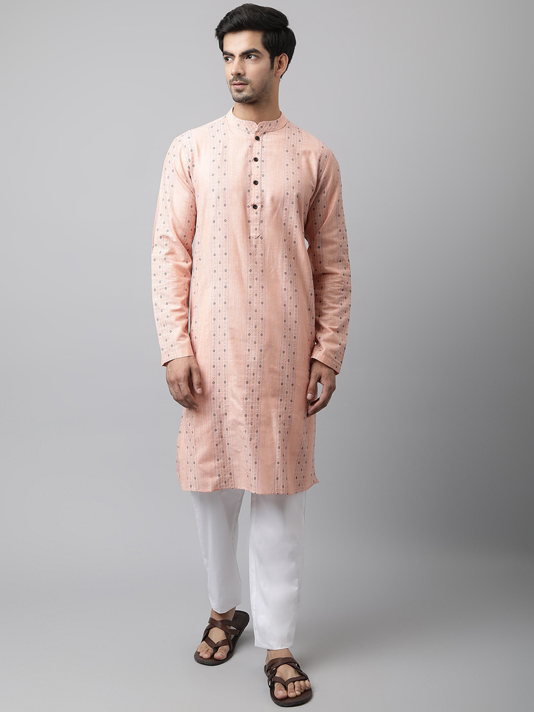 

Waahiba Men Peach-Coloured Geometric Thread Work Kurta