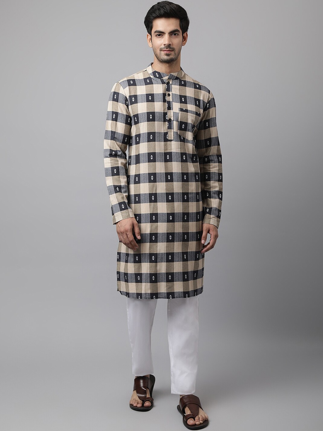 

Waahiba Men Black & Beige Checked Kurta
