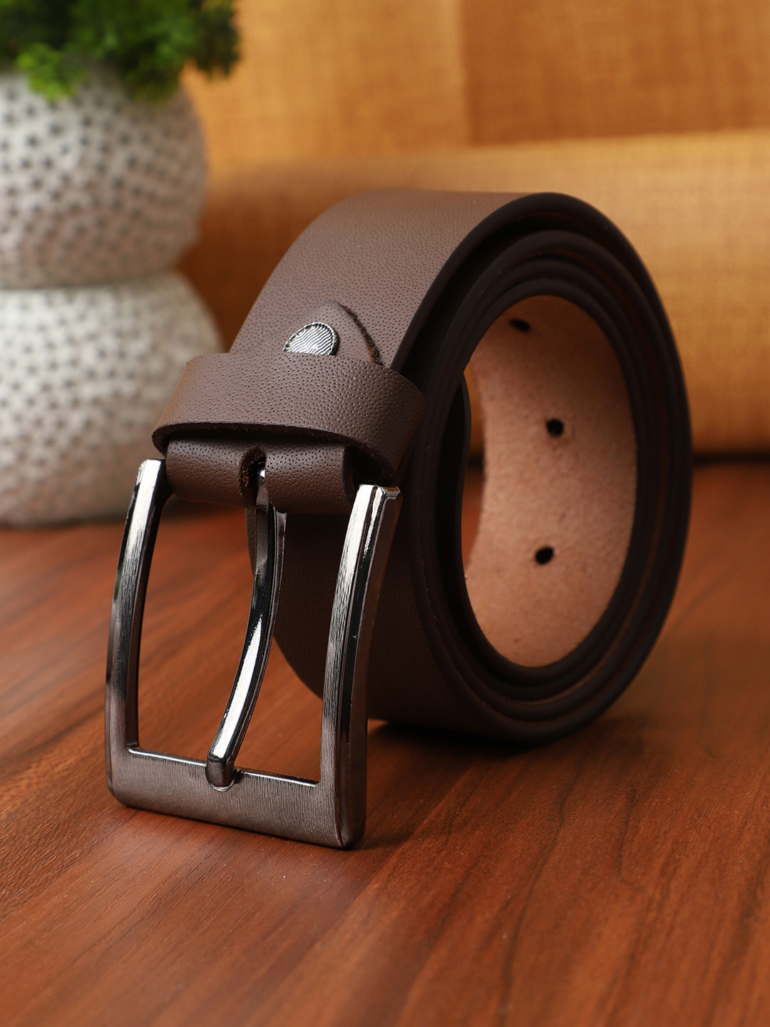 

The Mini NEEDLE Men Brown Leather Belt