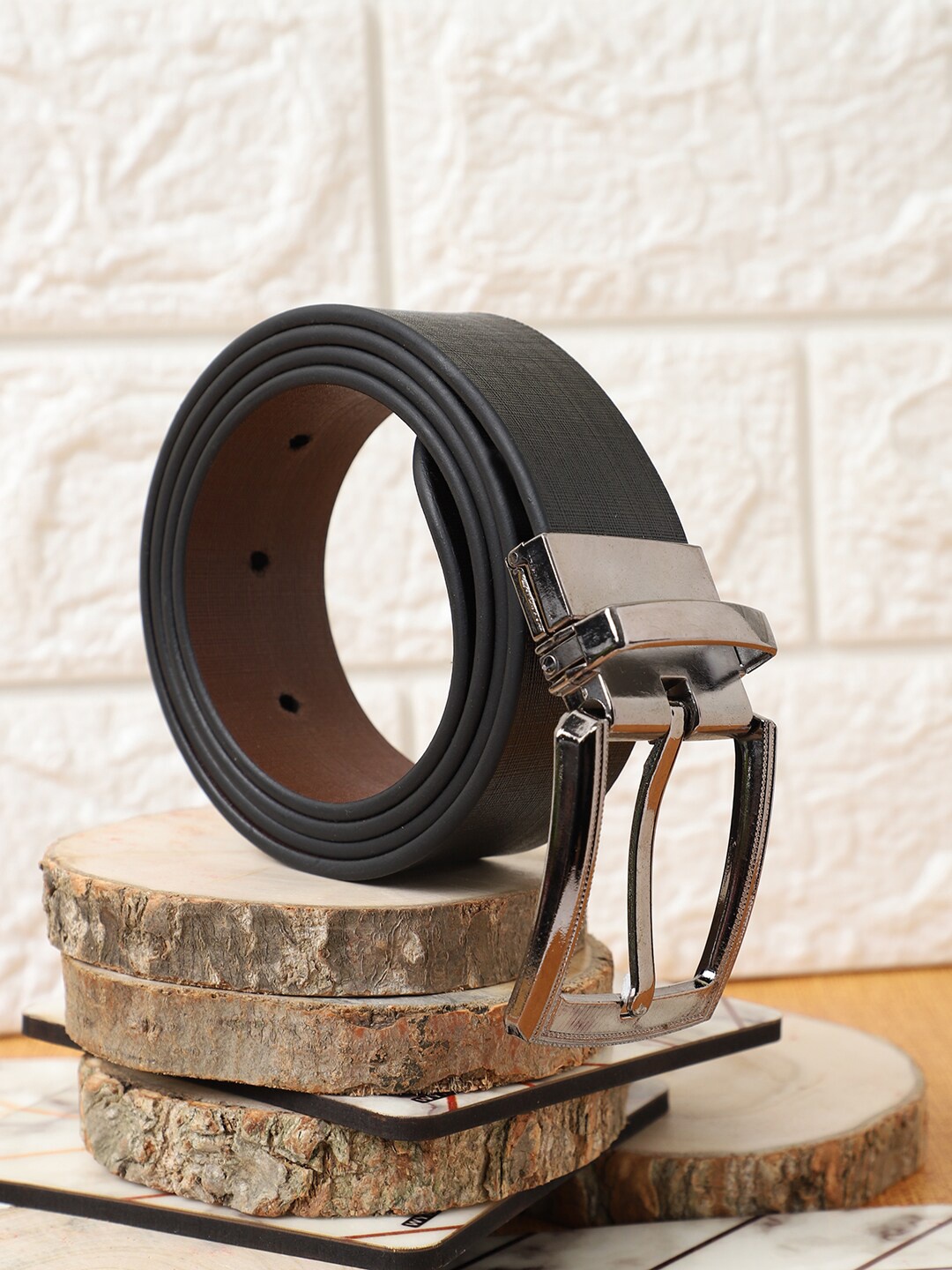 

The Mini NEEDLE Men Black Leather Belt
