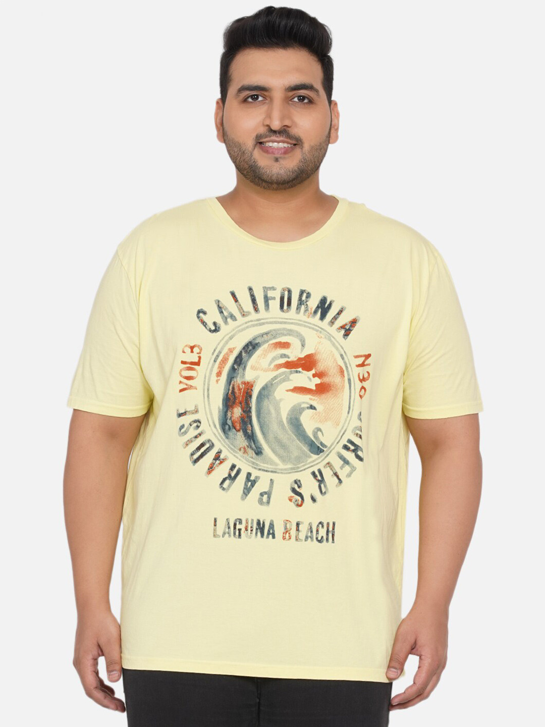 

Santonio Men Yellow Printed Applique T-shirt