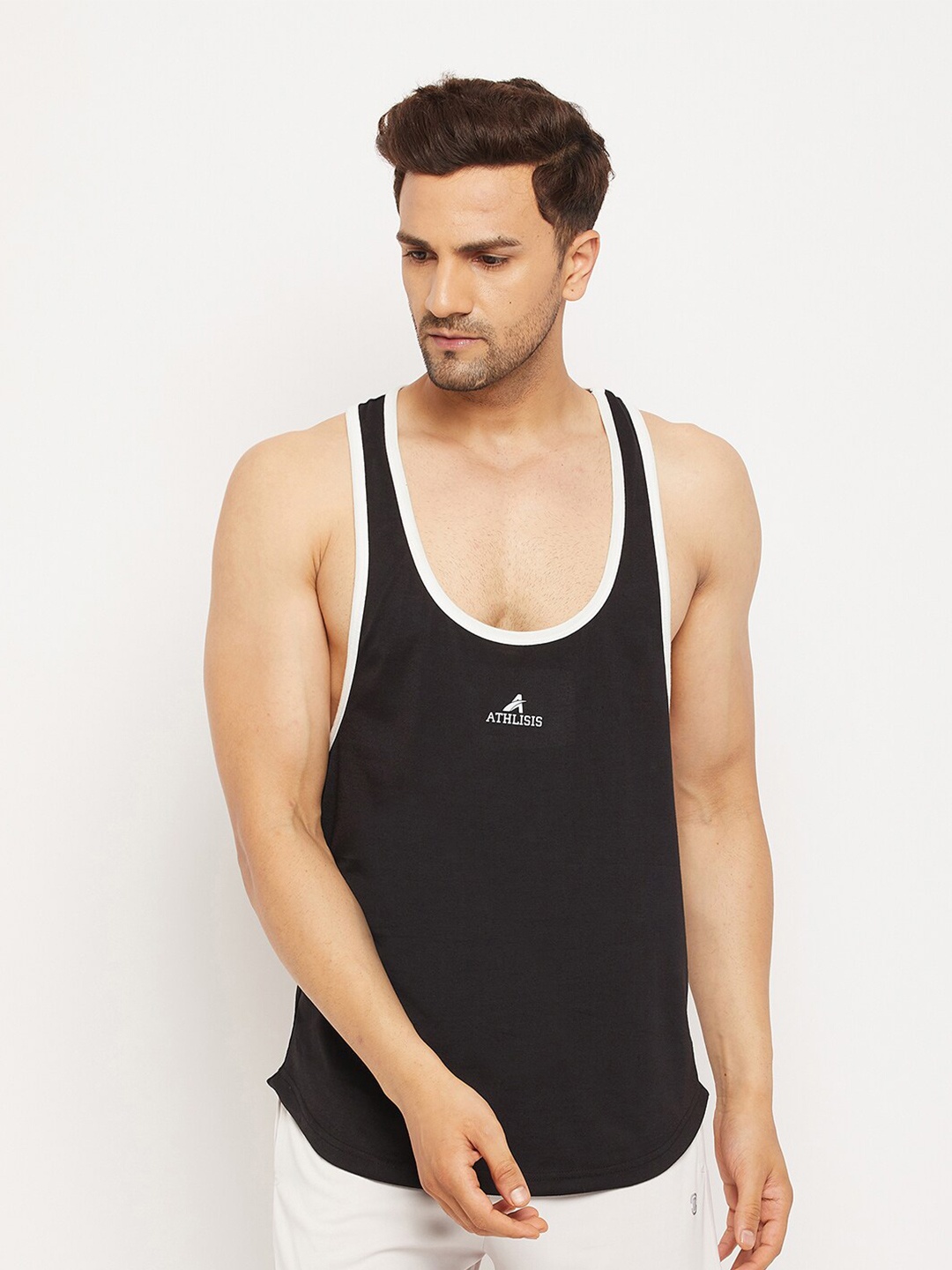 

ATHLISIS Men Black Bio Finish T-shirt