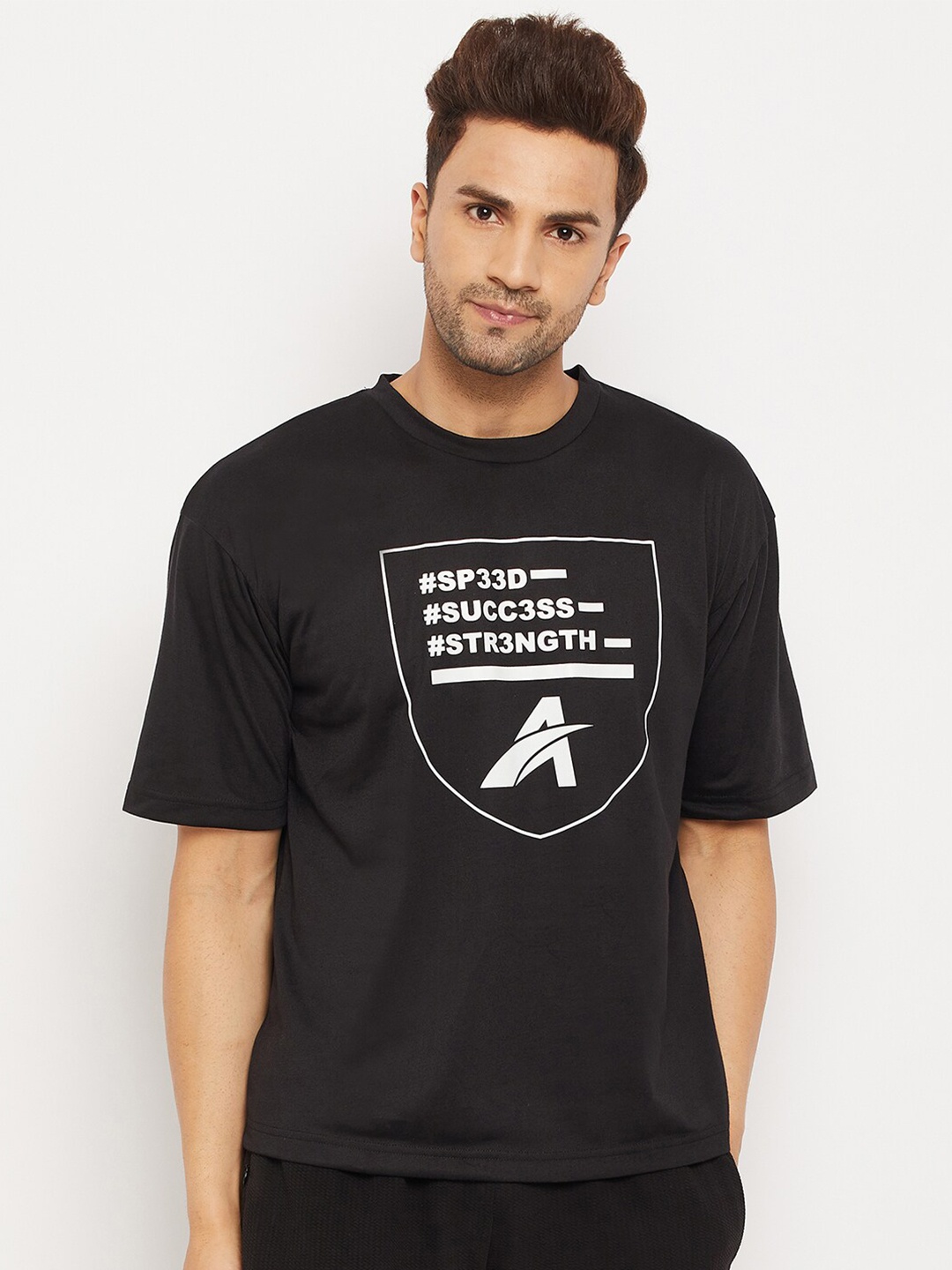 

ATHLISIS Men Black Typography Printed Bio Finish Oversized T-shirt