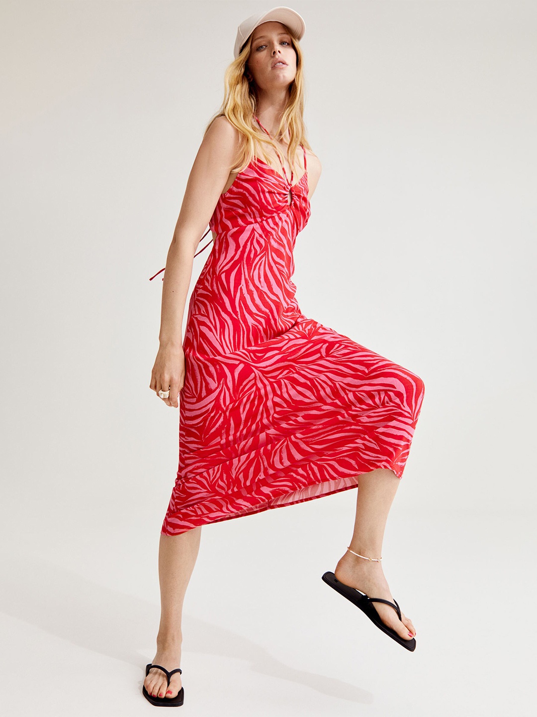 

H&M Women Red Open-Backed Dress