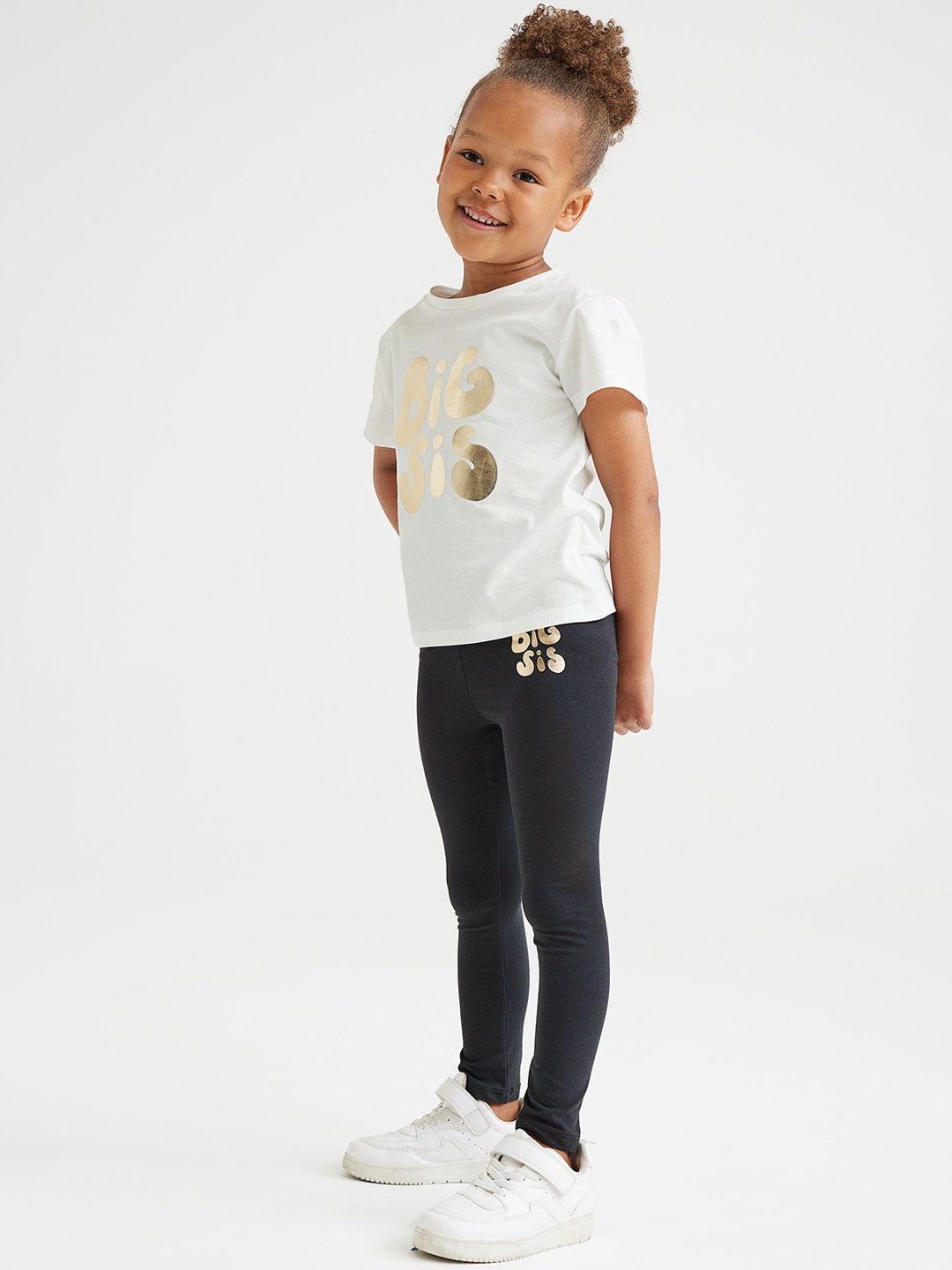 

H&M Girls Grey & White Printed T-shirt with Leggings