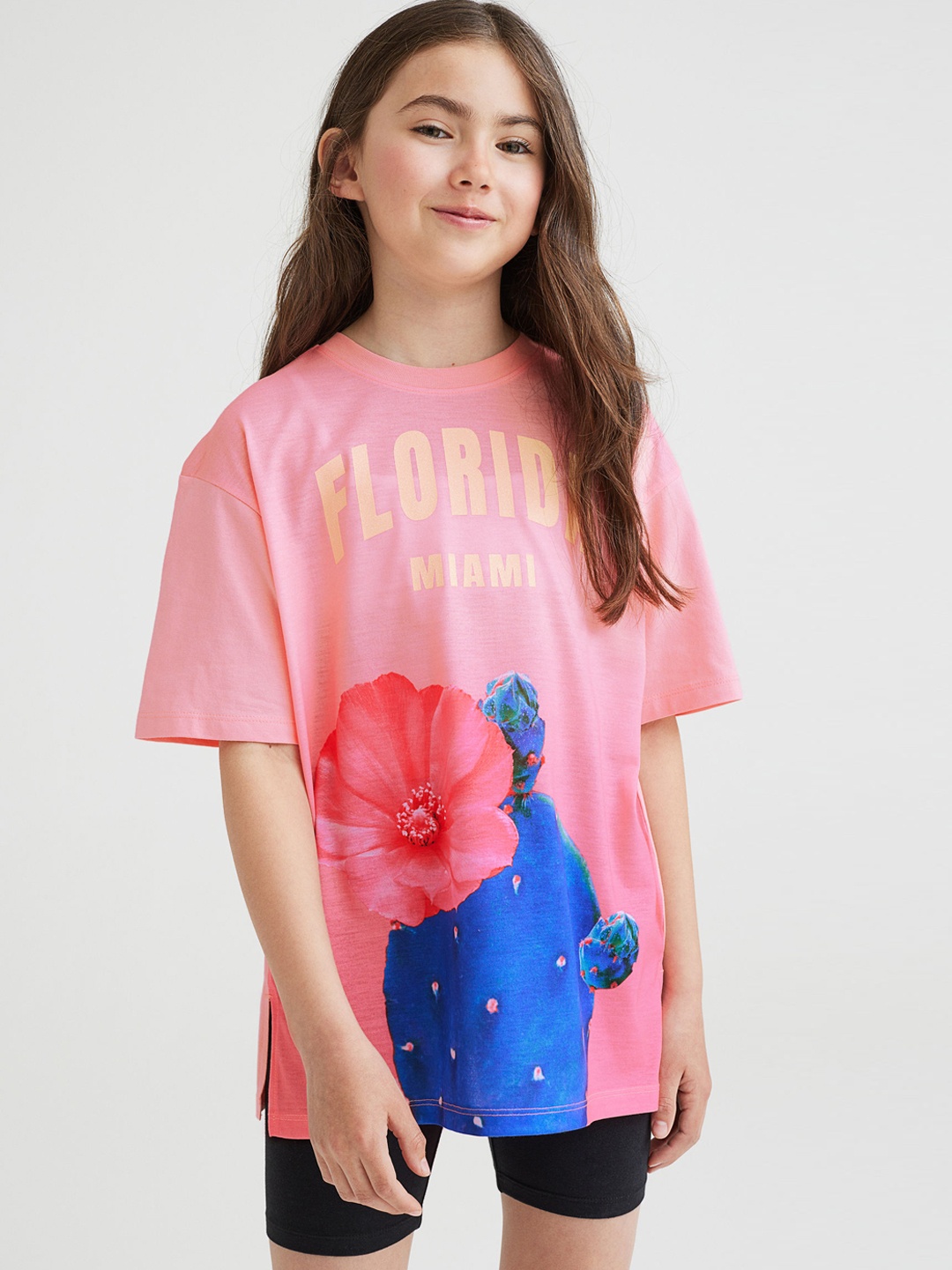 

H&M Girls Black & Orange Printed T-shirt with Biker Shorts