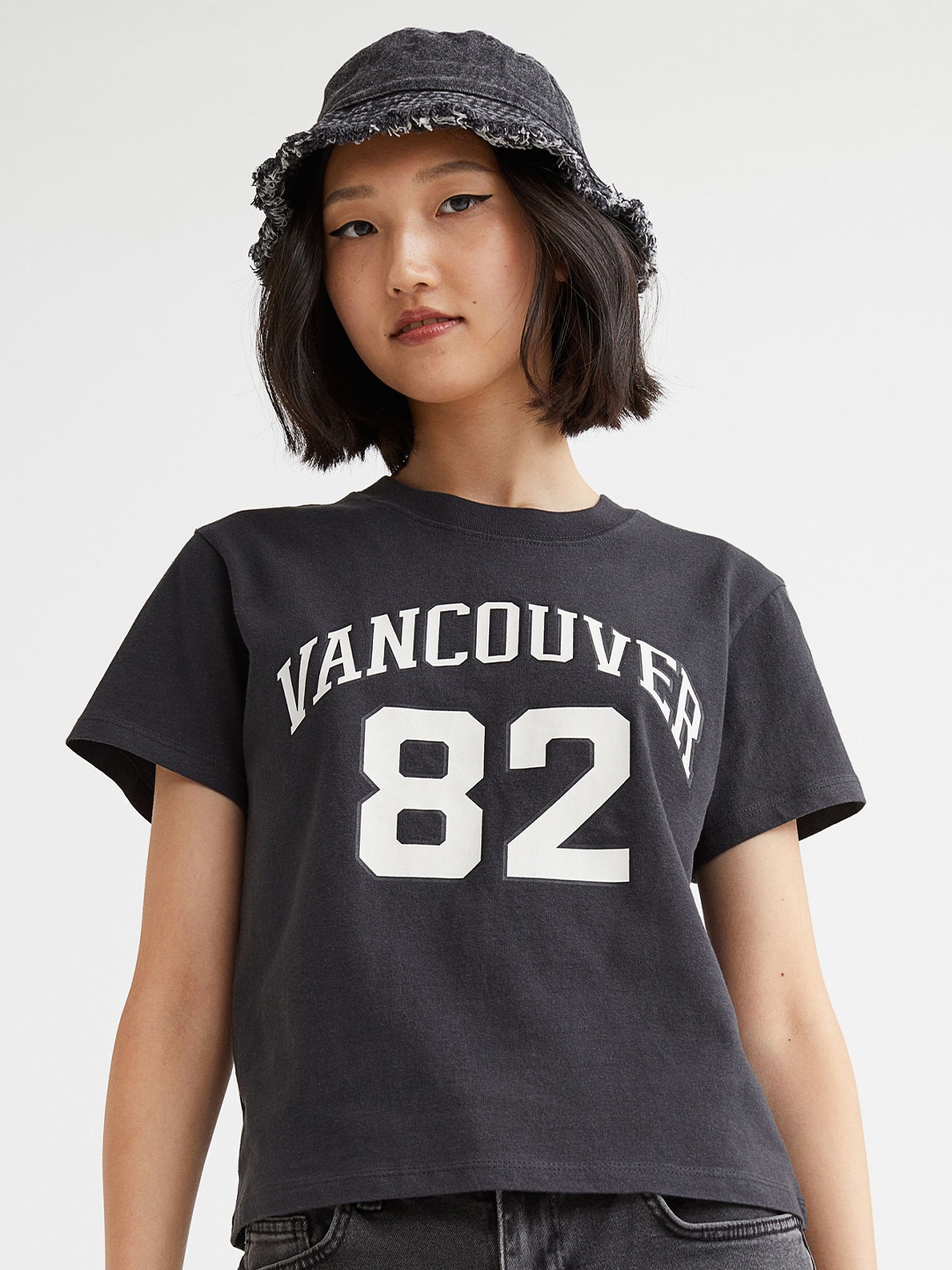 

H&M Black Printed T-Shirt