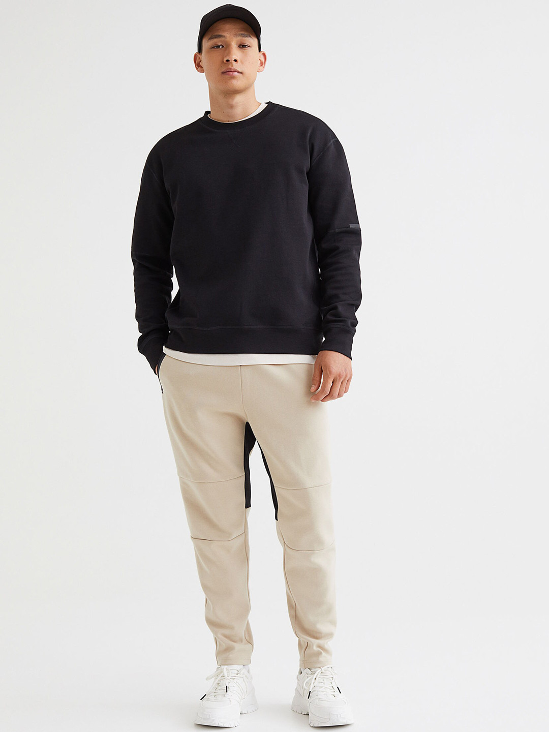 

H&M Men Beige Sports Joggers