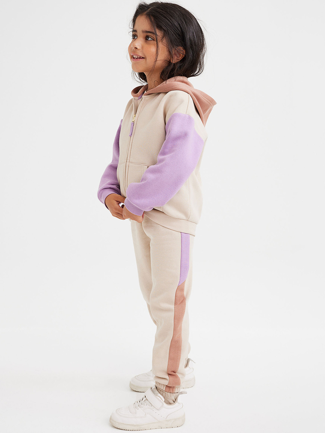 

H&M Girls Beige Joggers