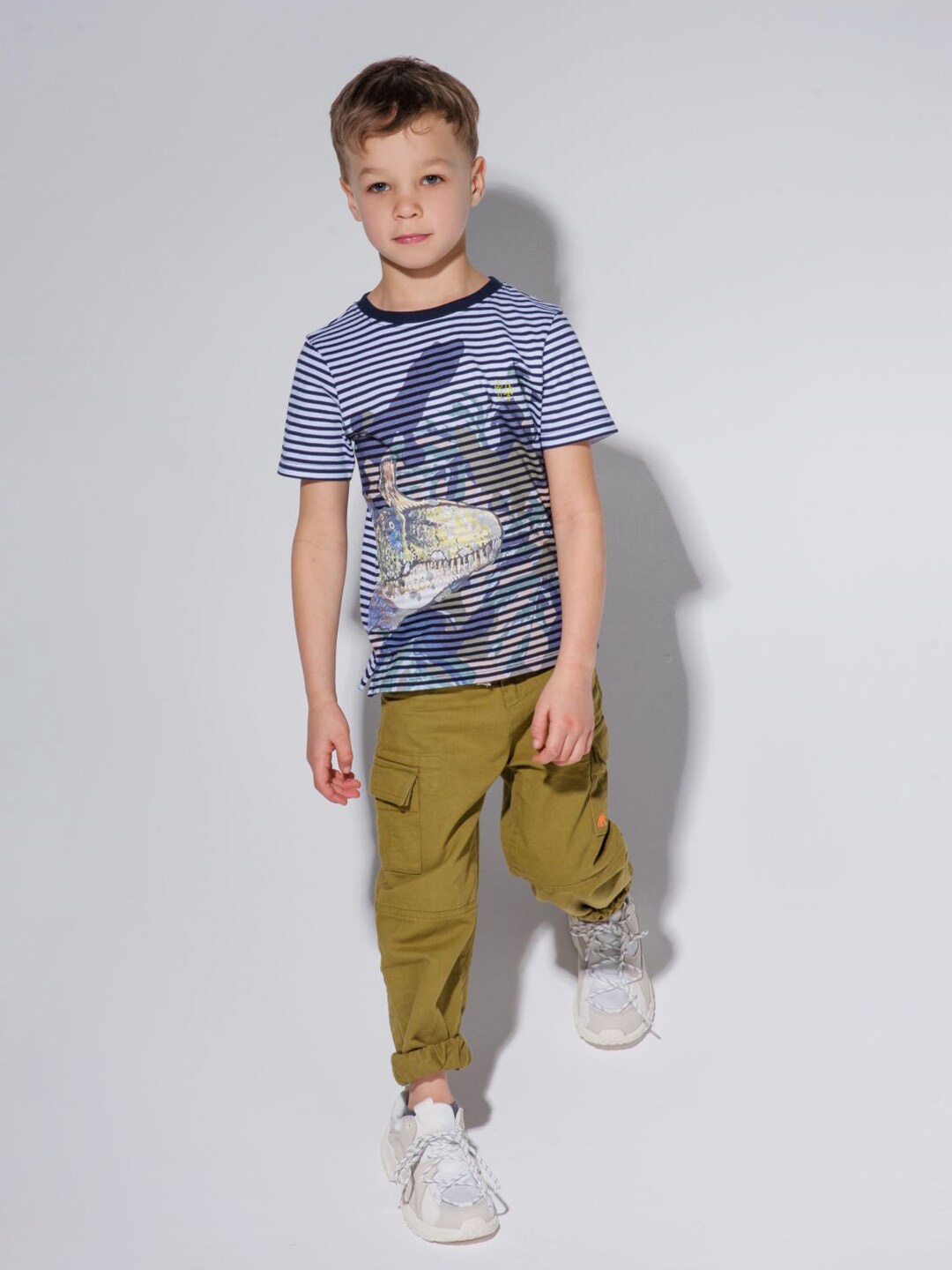 

Angel & Rocket Boys Navy Blue & White Printed T-shirt