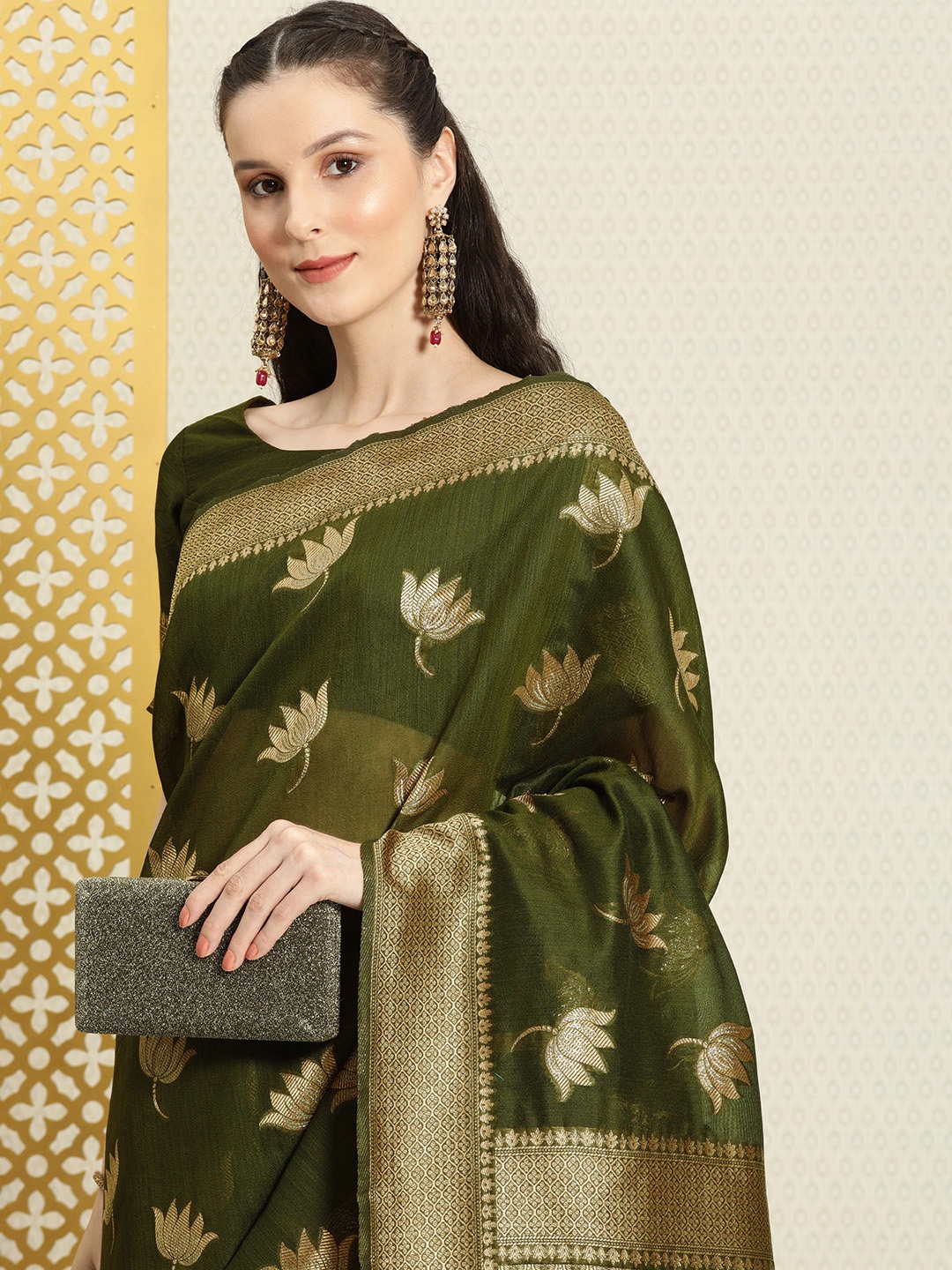 

House of Pataudi Green & Golden Floral Zari Woven Banarasi Saree