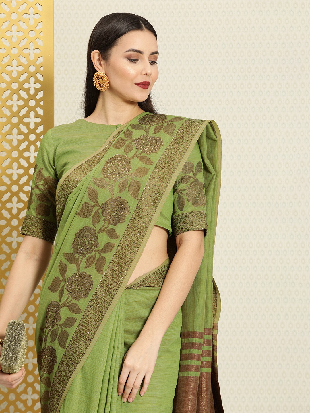 

House of Pataudi Green & Brown Floral Zari Woven Embellished Silk Blend Saree
