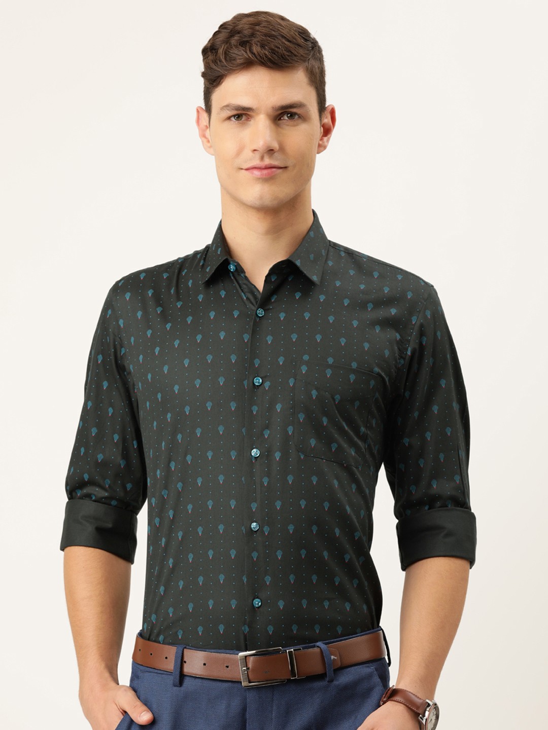 

Peter England Men Navy Blue Slim Fit Printed Pure Cotton Casual Shirt