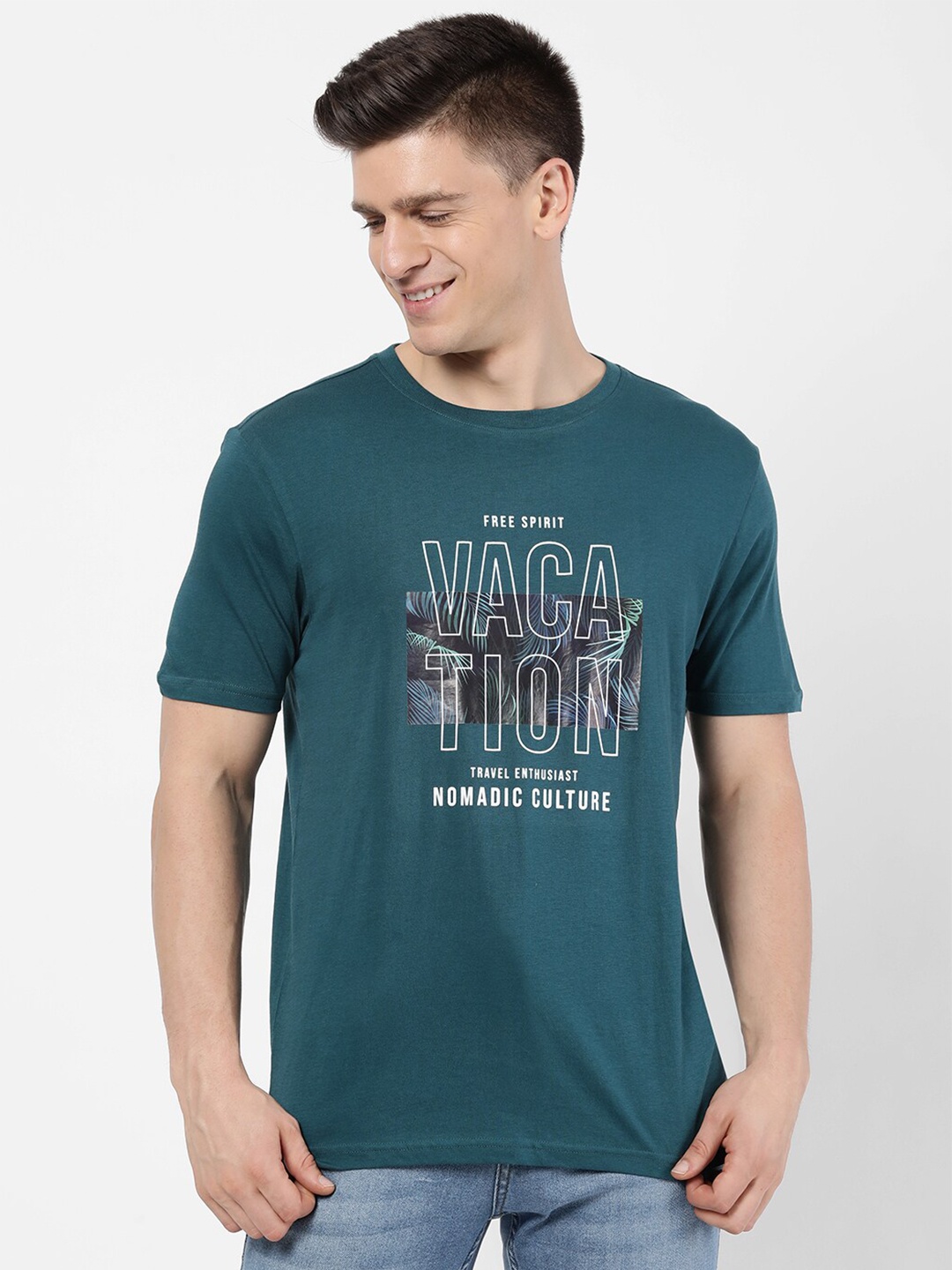 

R&B Men Green Typography Printed Applique T-shirt