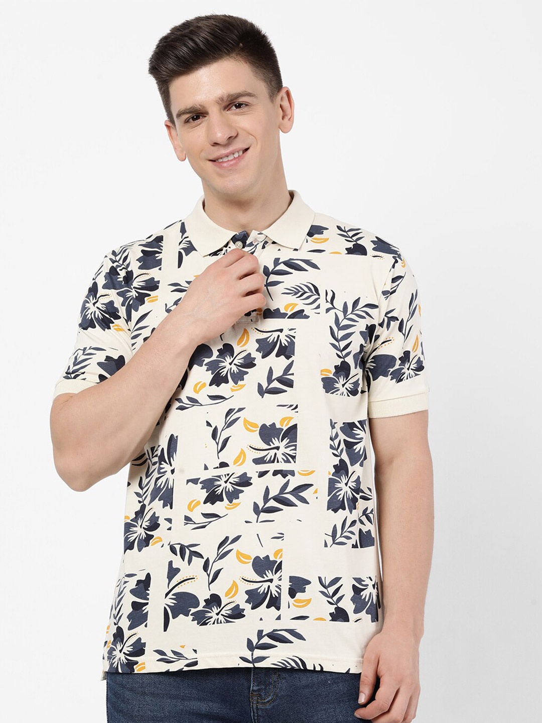 

R&B Men White Floral Printed Polo Collar T-shirt