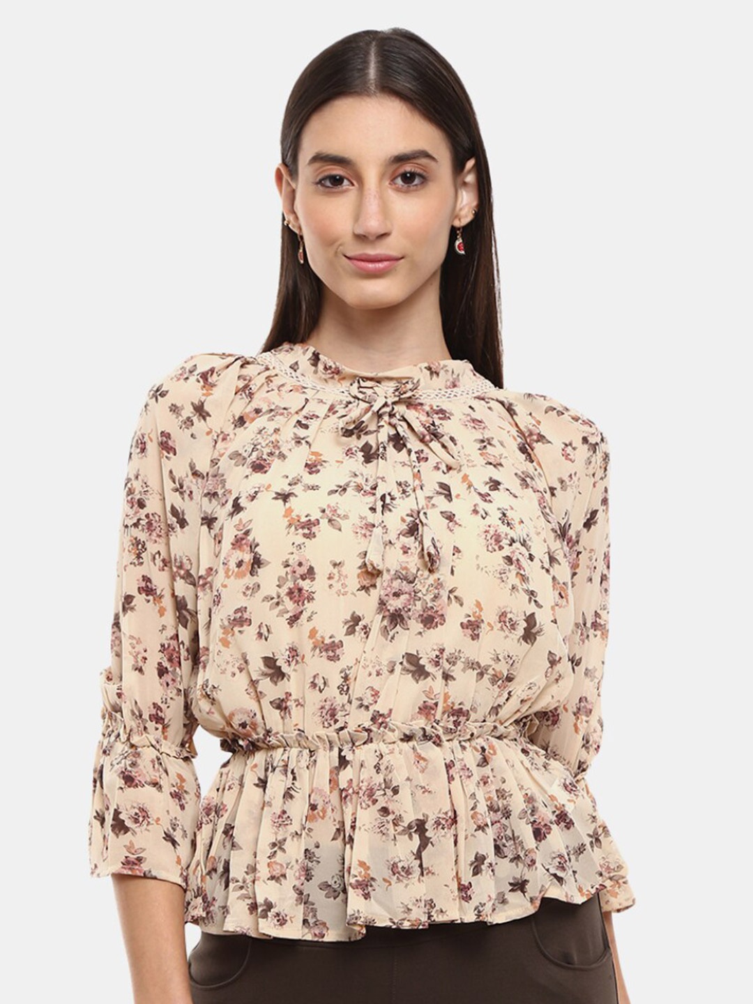 

V-Mart Women Cream-Coloured Floral Print Cinched Waist Top