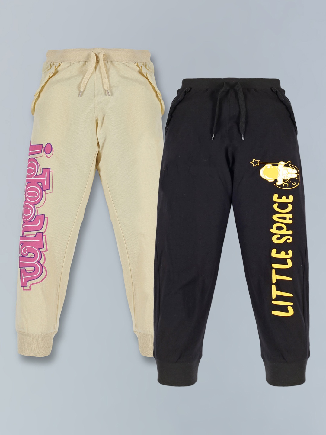 

KiddoPanti Girls Black & Cream Graphic Printed Pure CottonTrack Pants