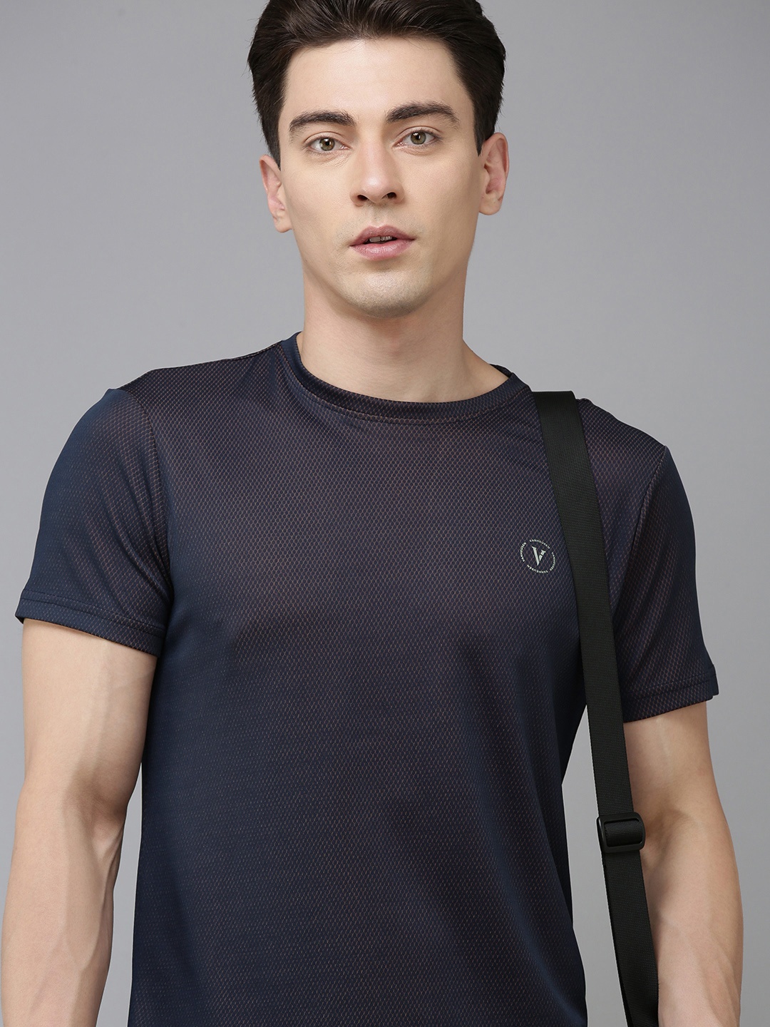 

Van Heusen Flex Men Geometric Printed Round Neck Sports T-shirt, Navy blue