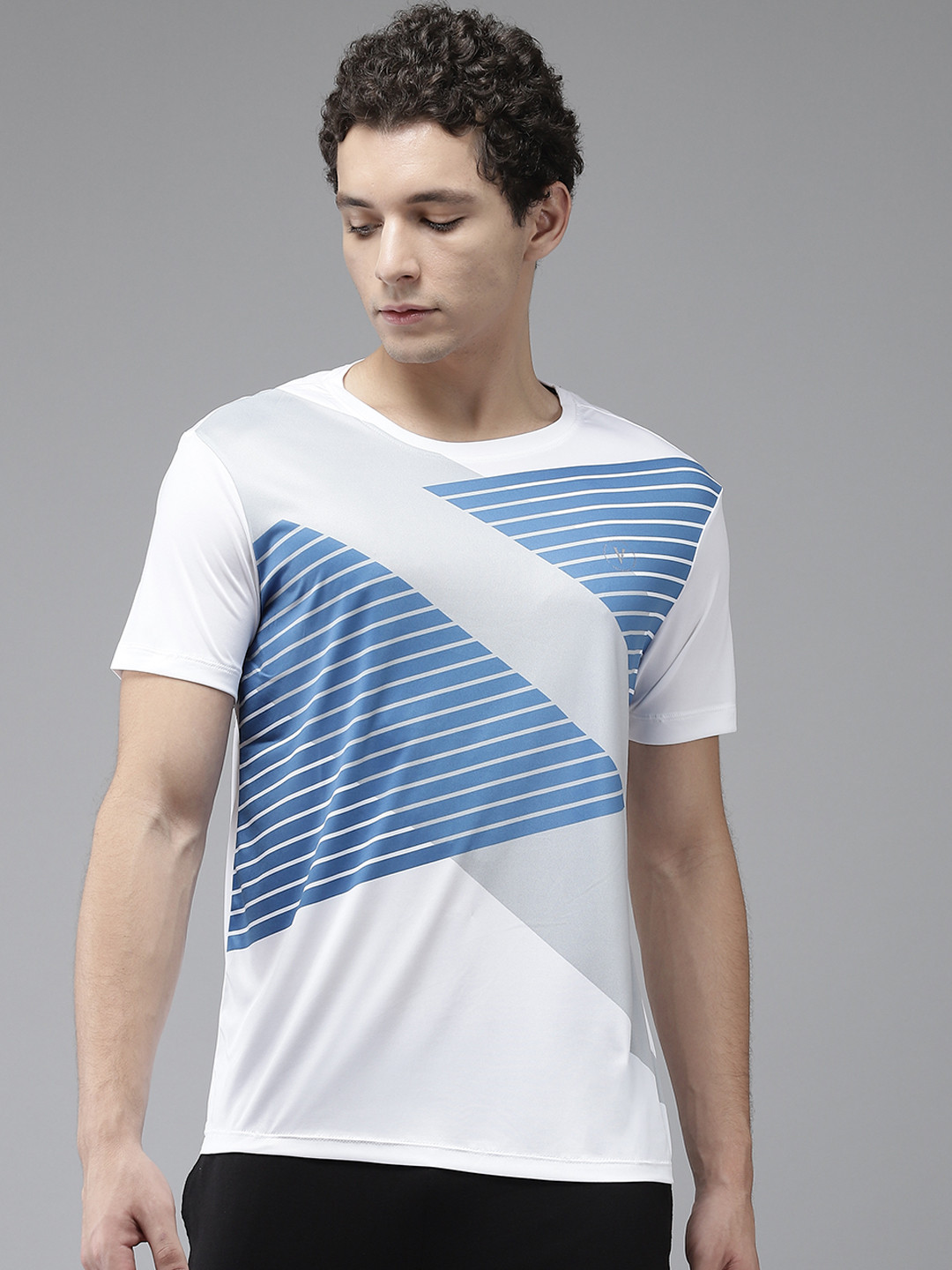 

Van Heusen Flex Men Cycling Striped T-shirt, White
