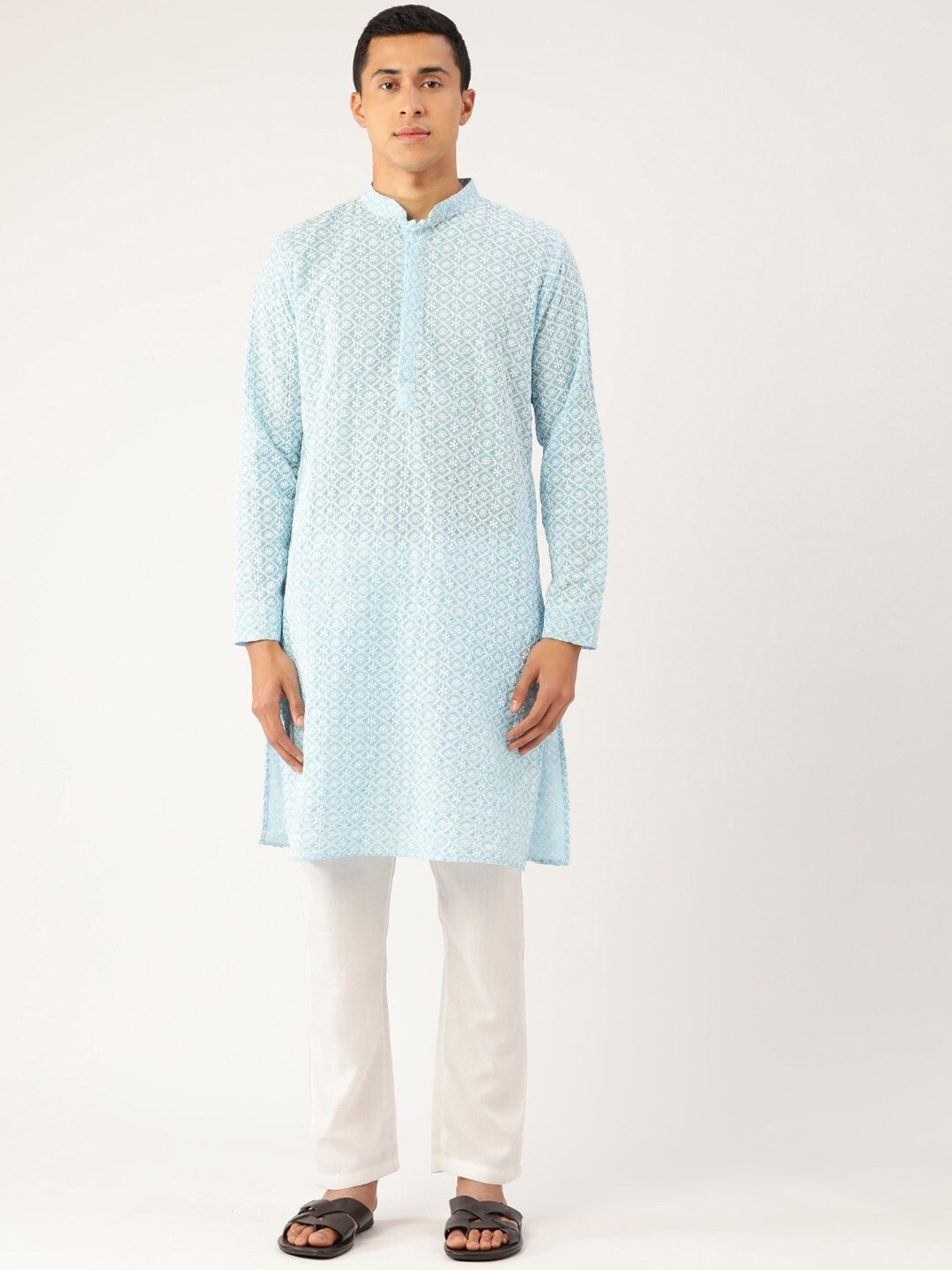 

Molly & Michel Men Blue Pure Cotton Chikankari Kurta with Pyjama