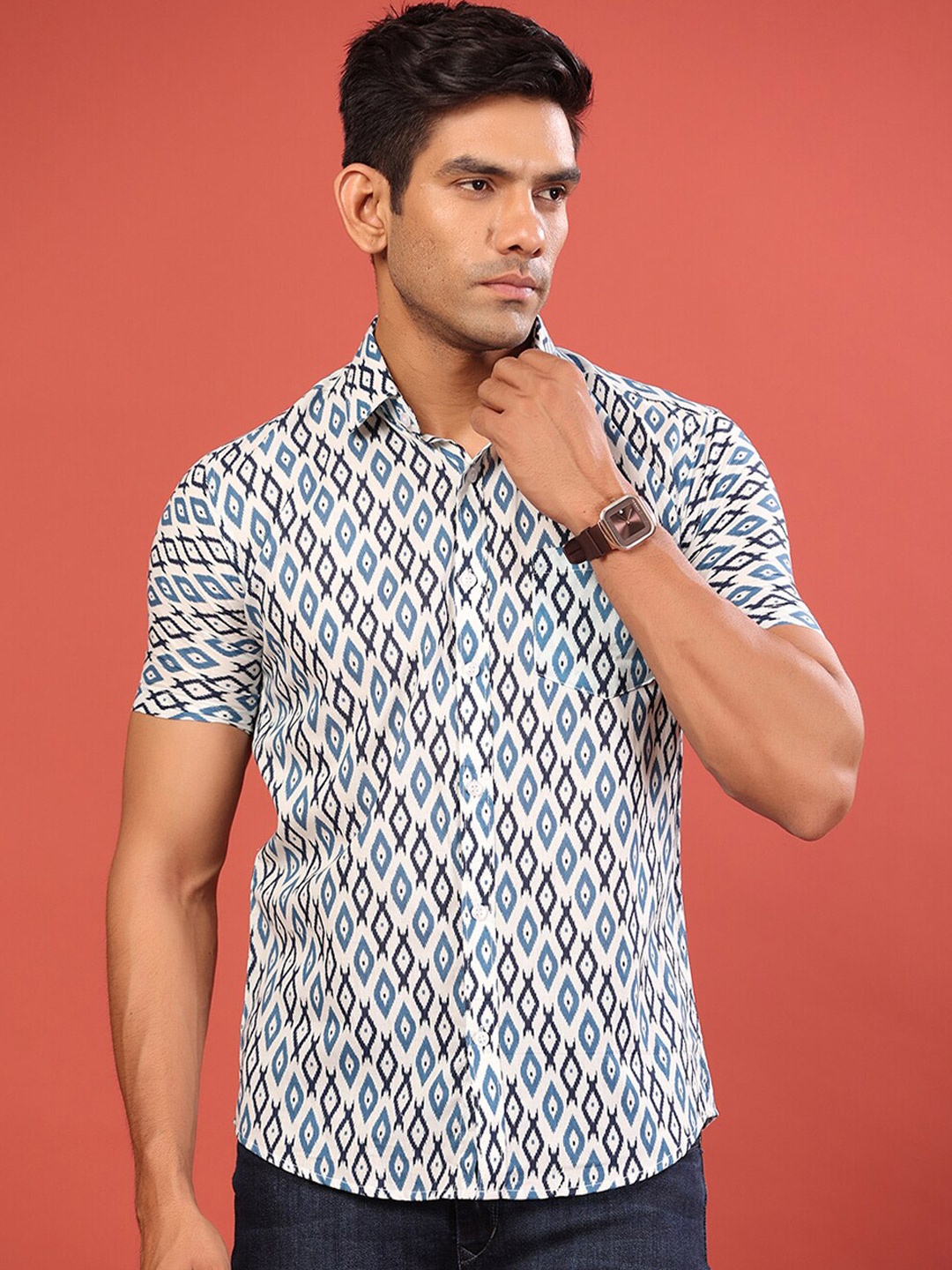 

Tistabene Men White Comfort Printed Casual Shirt