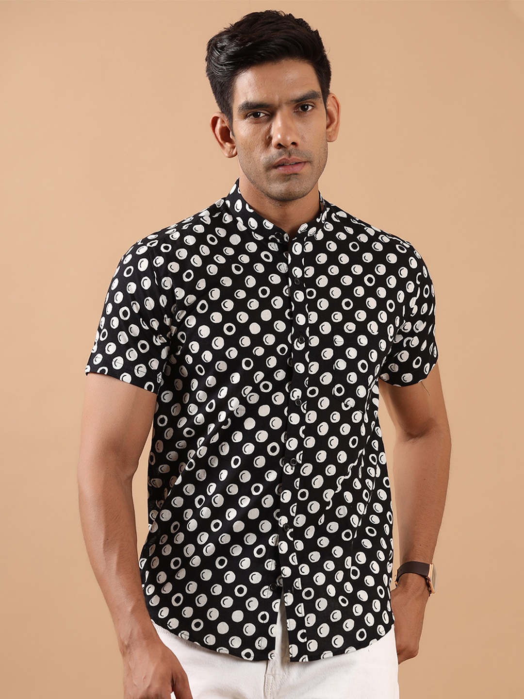 

Tistabene Men Black Comfort Printed Casual Shirt