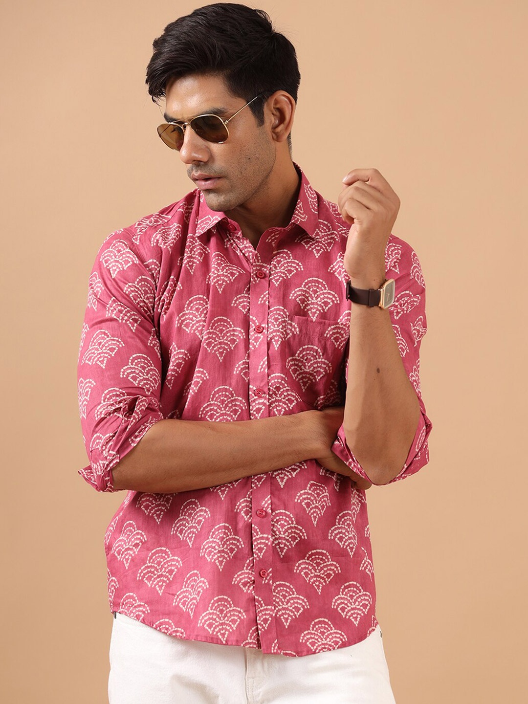 

Tistabene Men Fuchsia Pink Comfort Regular Fit Floral Printed Casual Shirt