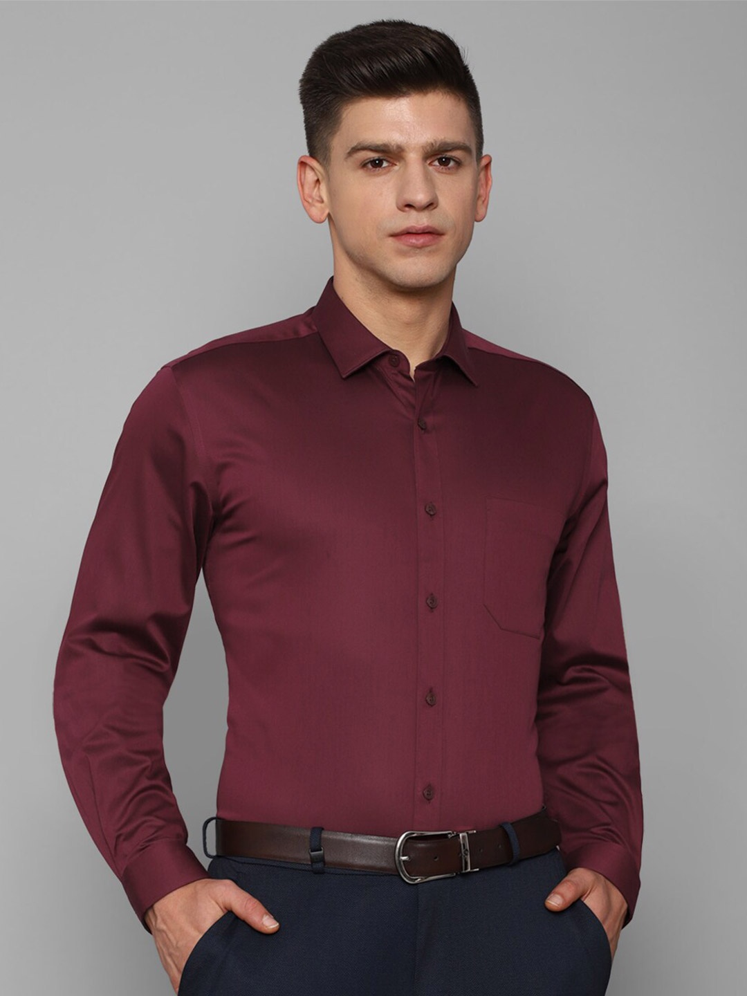 

Louis Philippe Men Maroon Slim Fit Casual Shirt