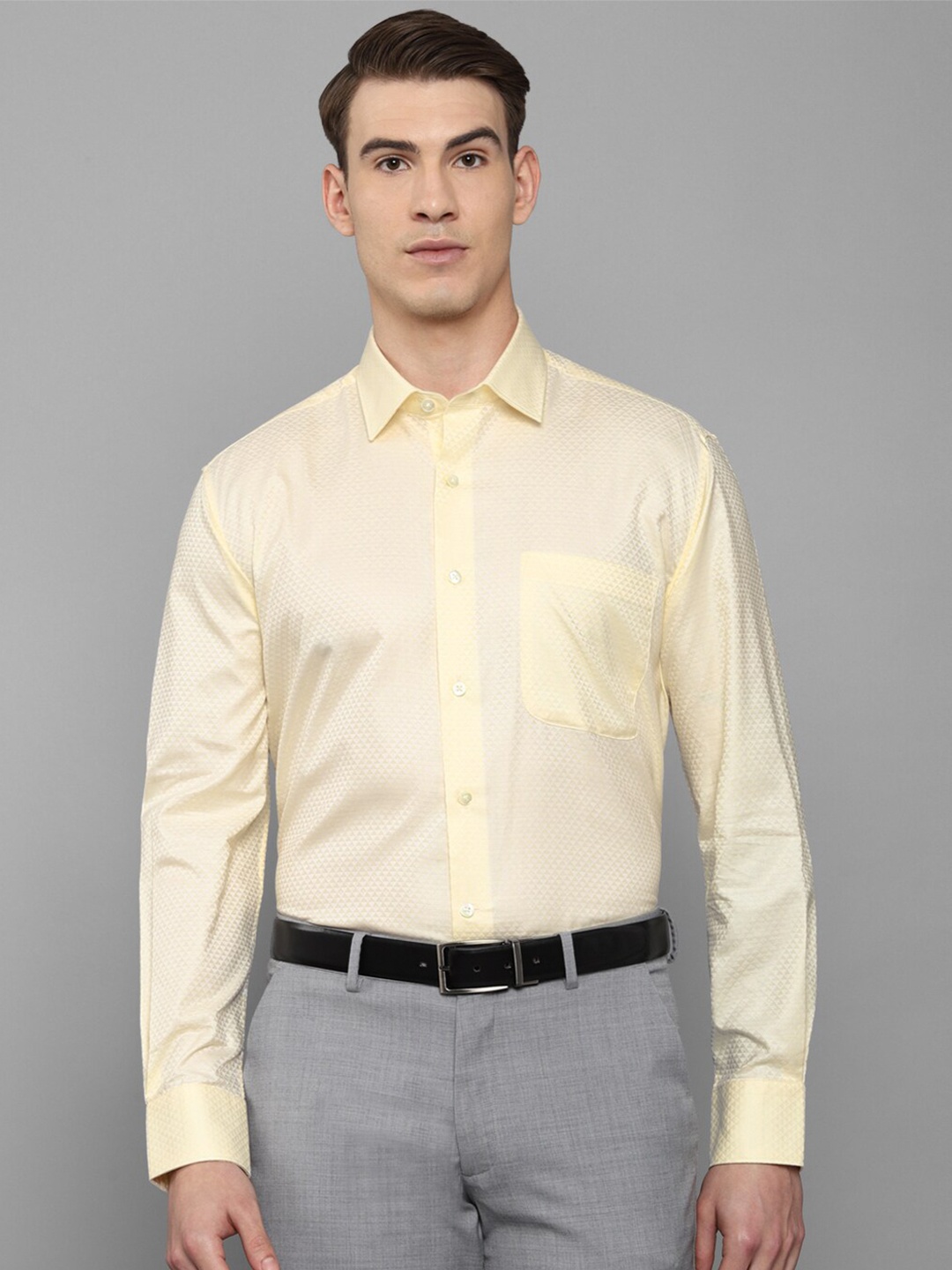 

Luxure by Louis Philippe Men Yellow Regular Fit Pure Cotton Formal Shirt