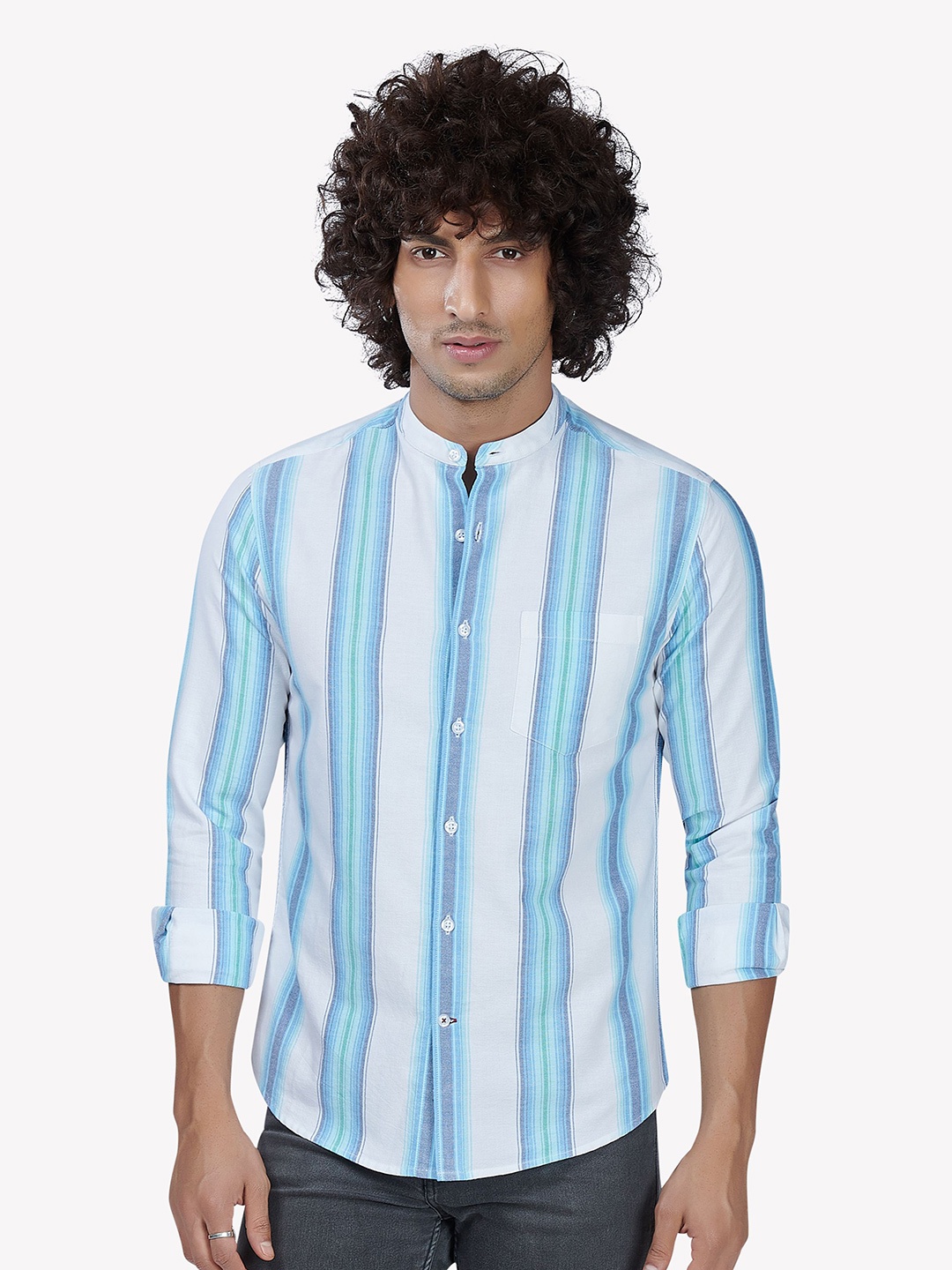 

VASTRADO Men White Striped Casual Shirt